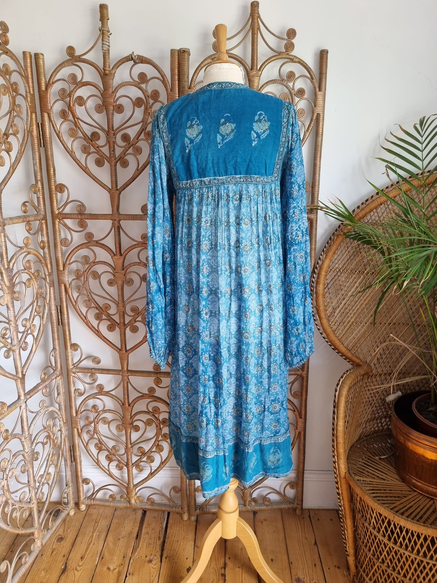 Vintage Phool Indian dress