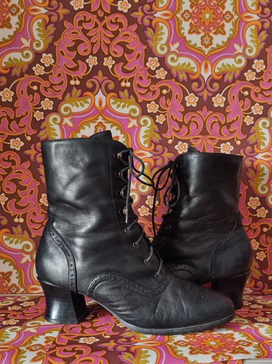 Reserved Vintage lace up ankle boots uk size 6 Eur 39 us 8