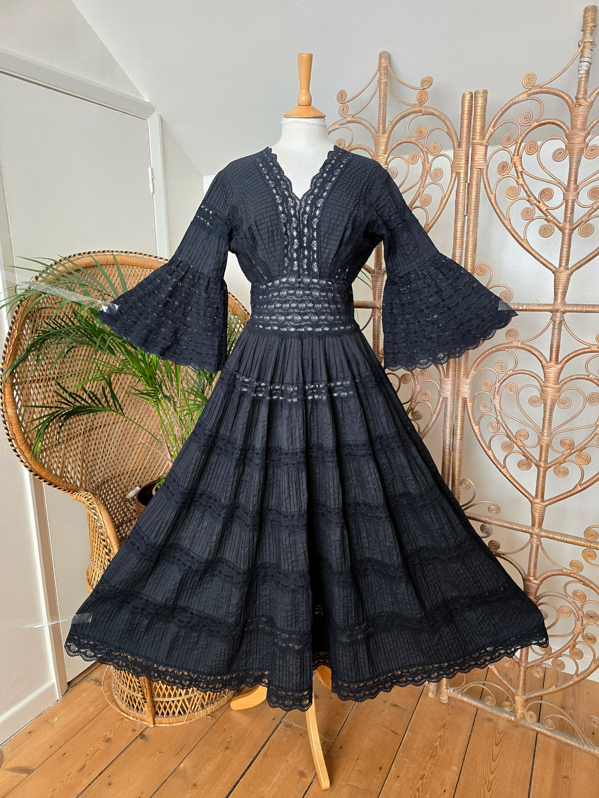 Vintage mexican 70s dress
