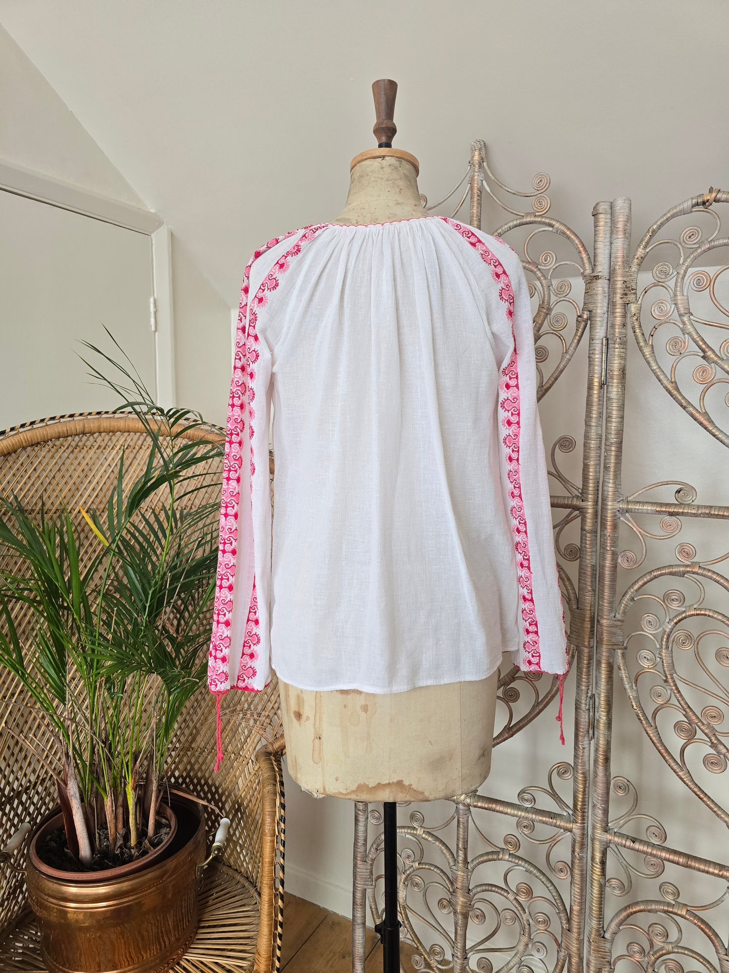 Vintage embroidered  blouse