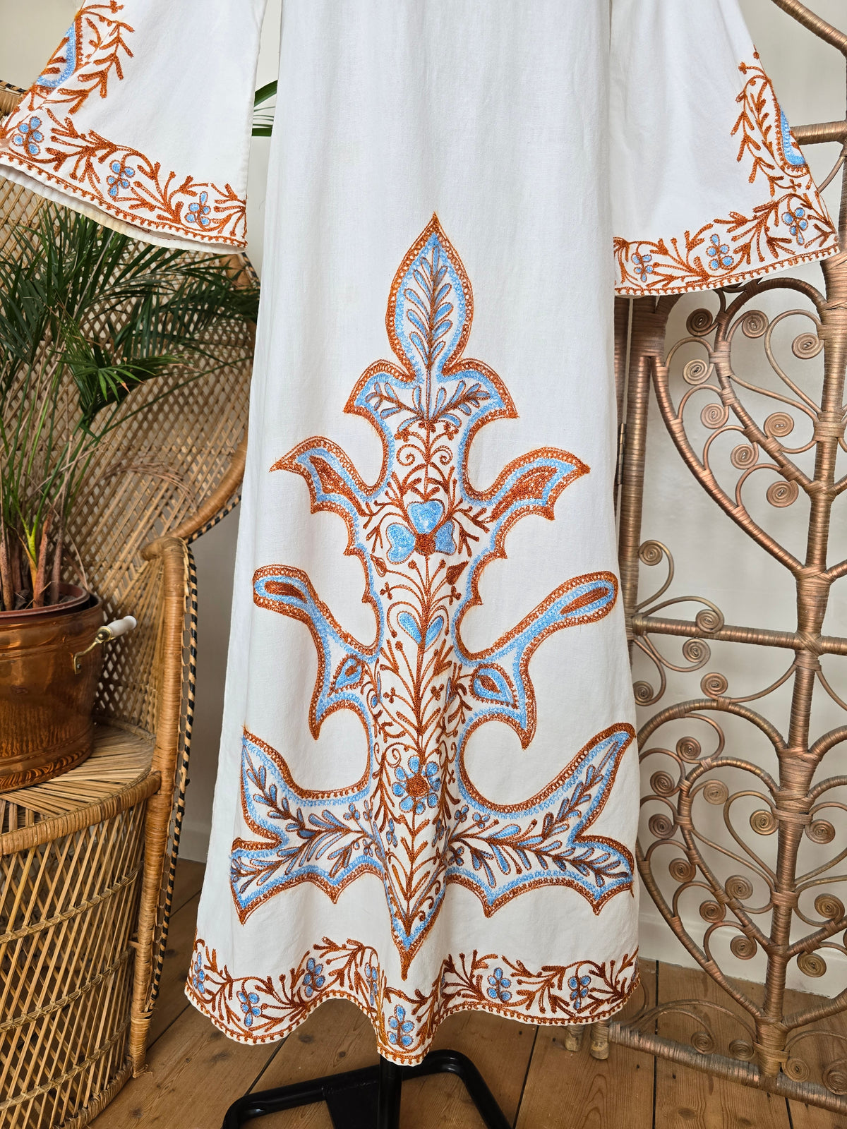 Vintage embroidered kaftan dress
