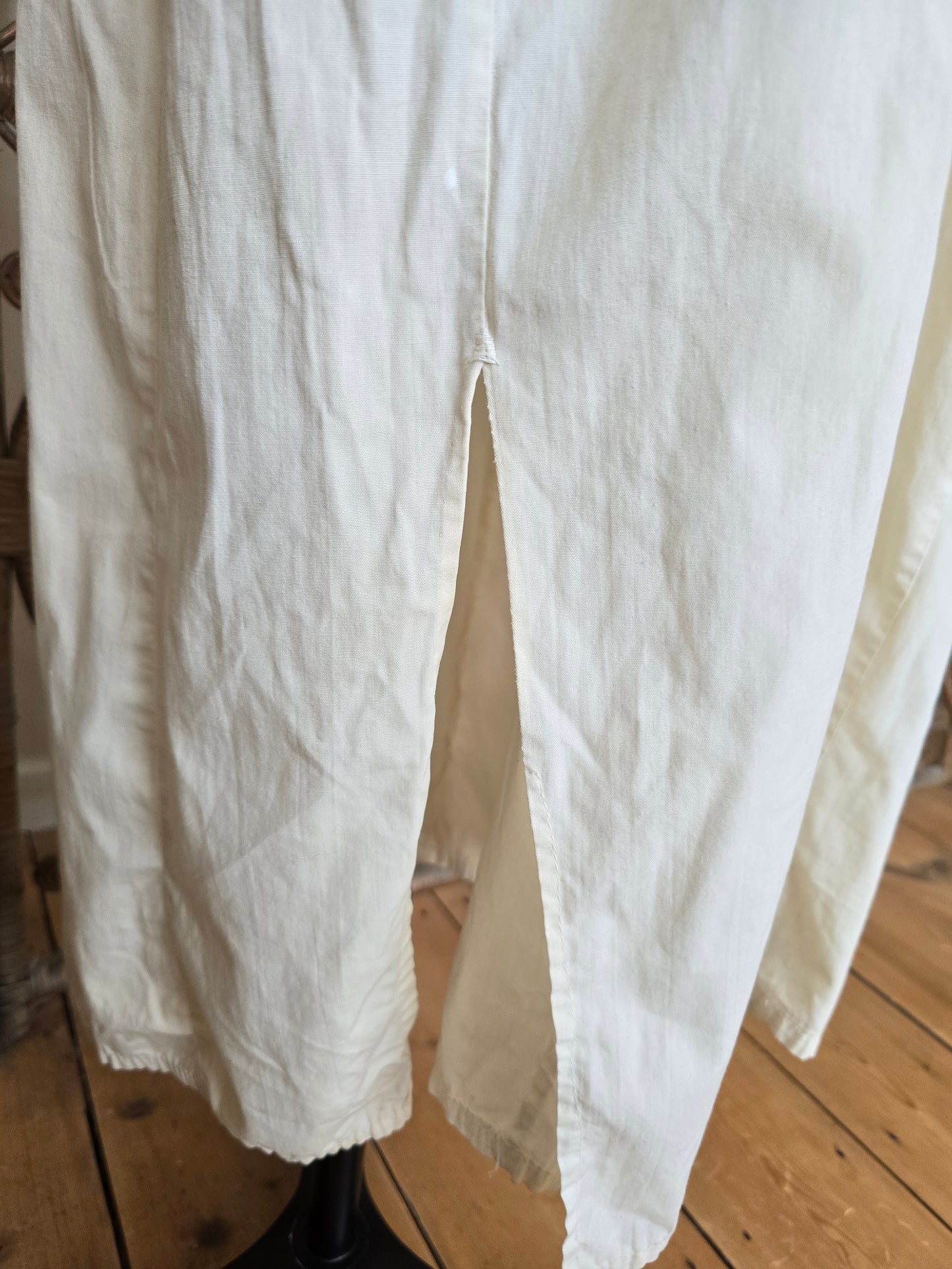 Vintage embroidered kaftan dress
