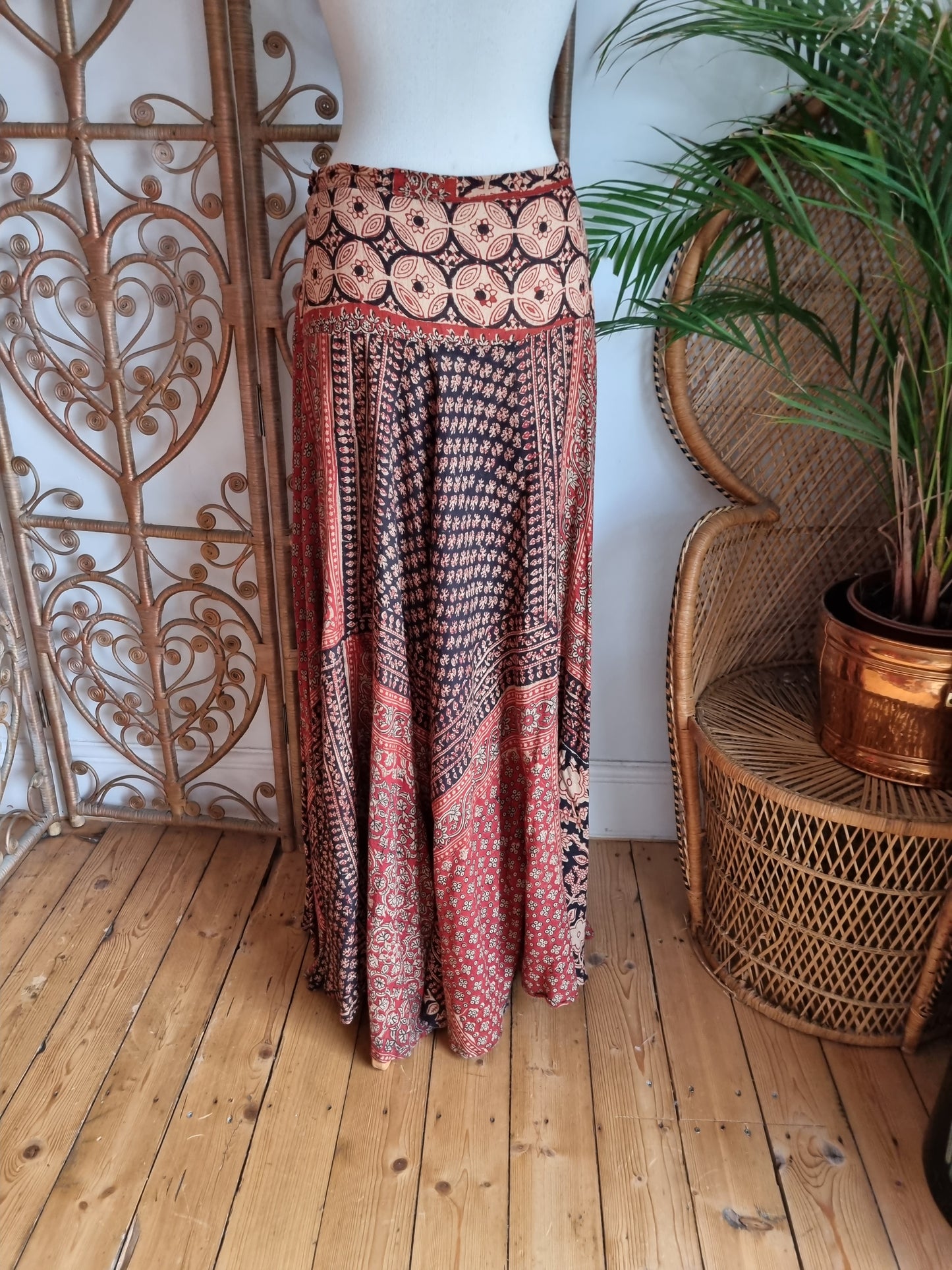 Vintage Indian maxi 70s skirt w31