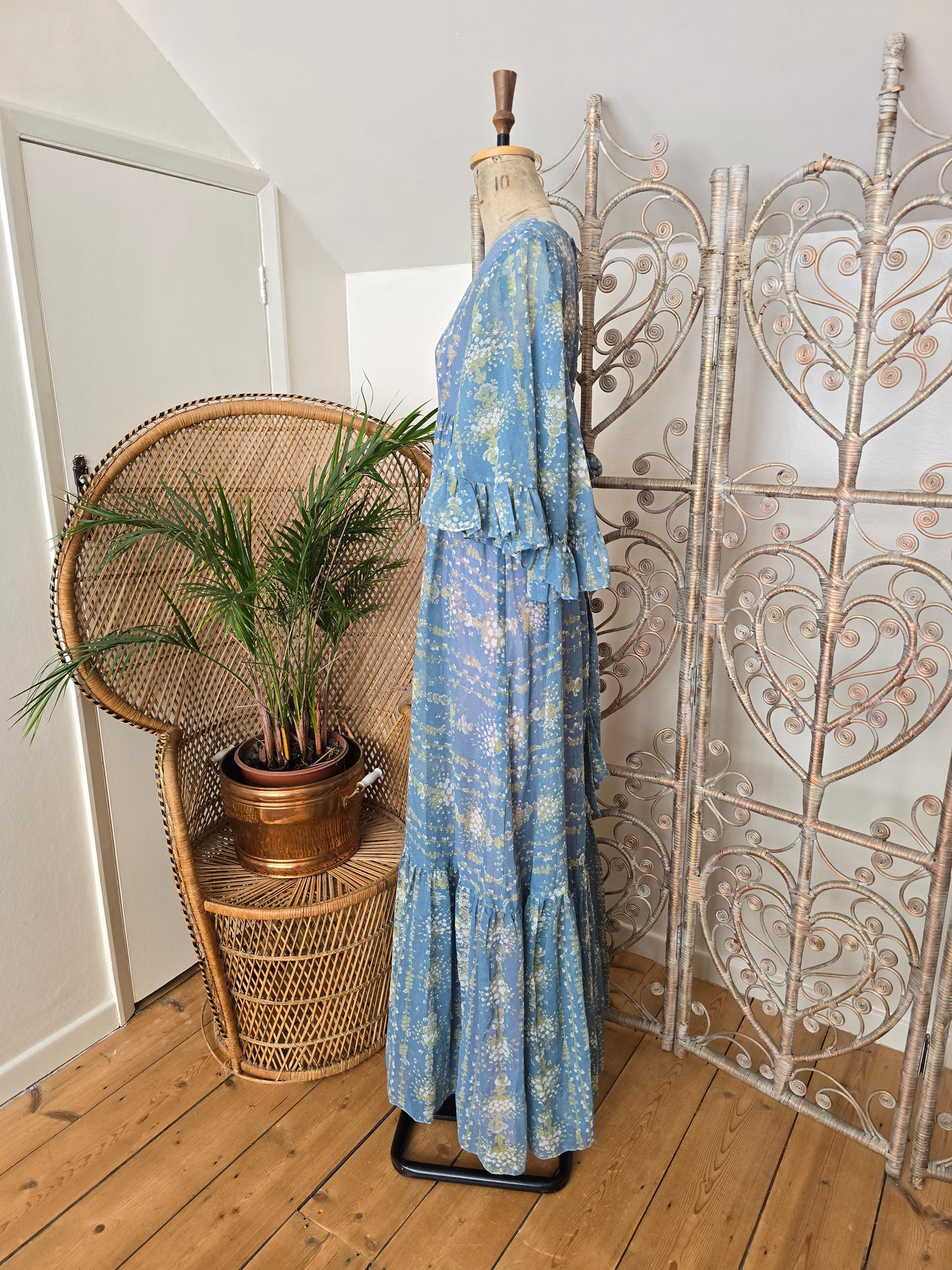 Vintage Richard shops 70s maxi dress