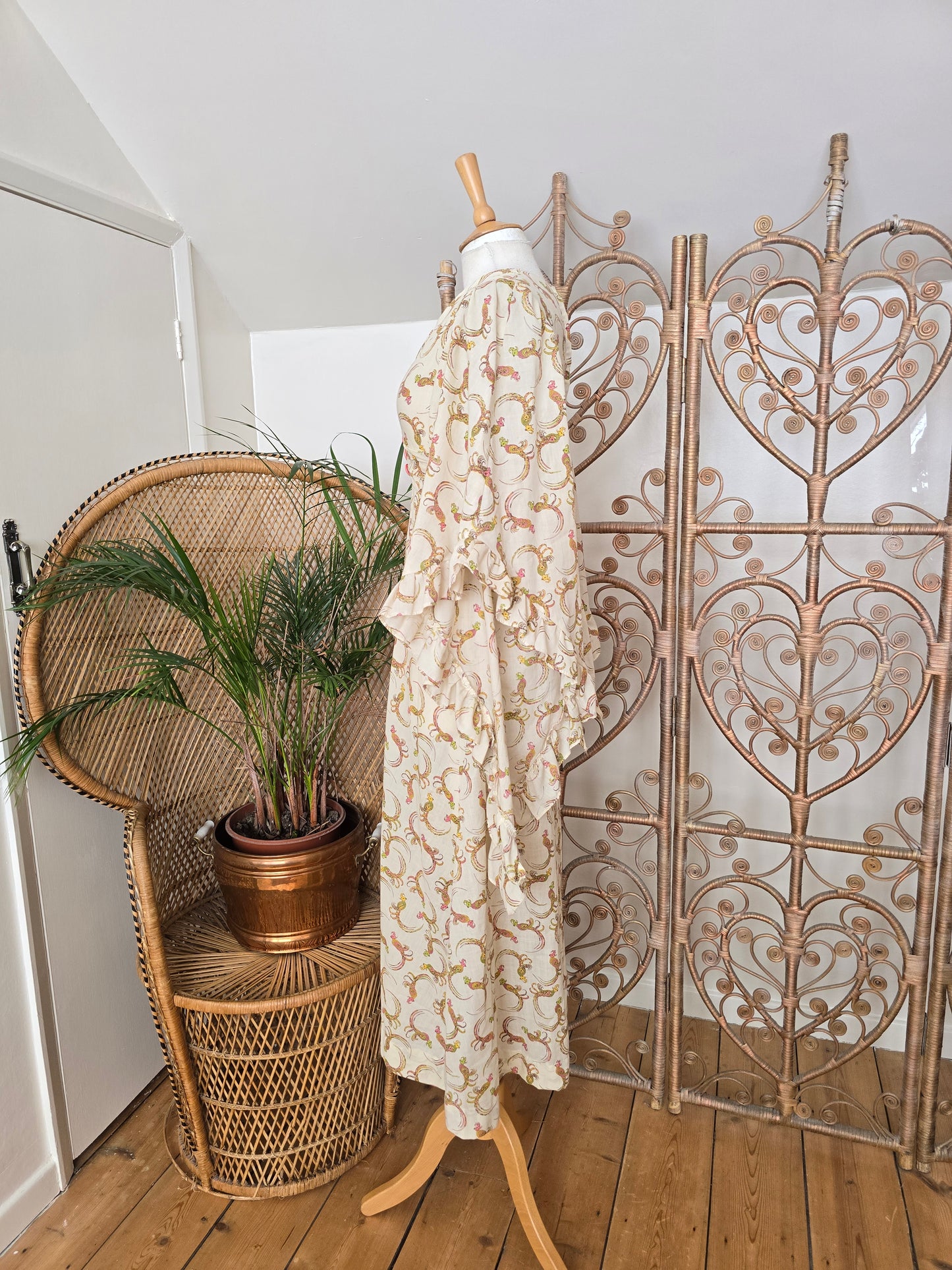 Vintage bird angel sleeves dress
