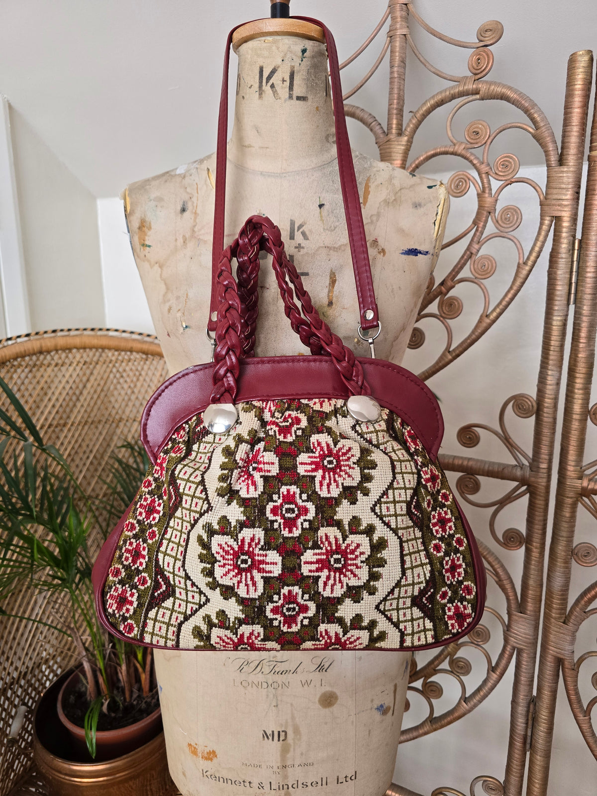 Vintage tapestry 60s bag