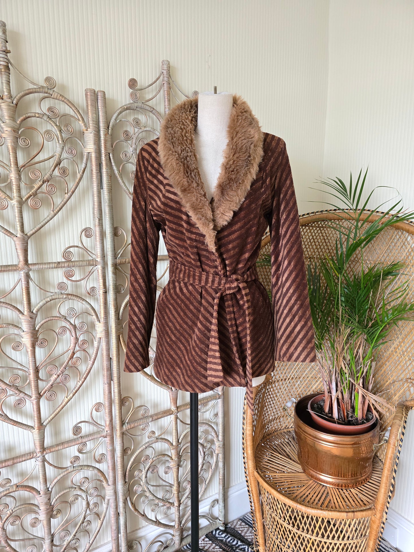 Vintage Chenille 70s coat