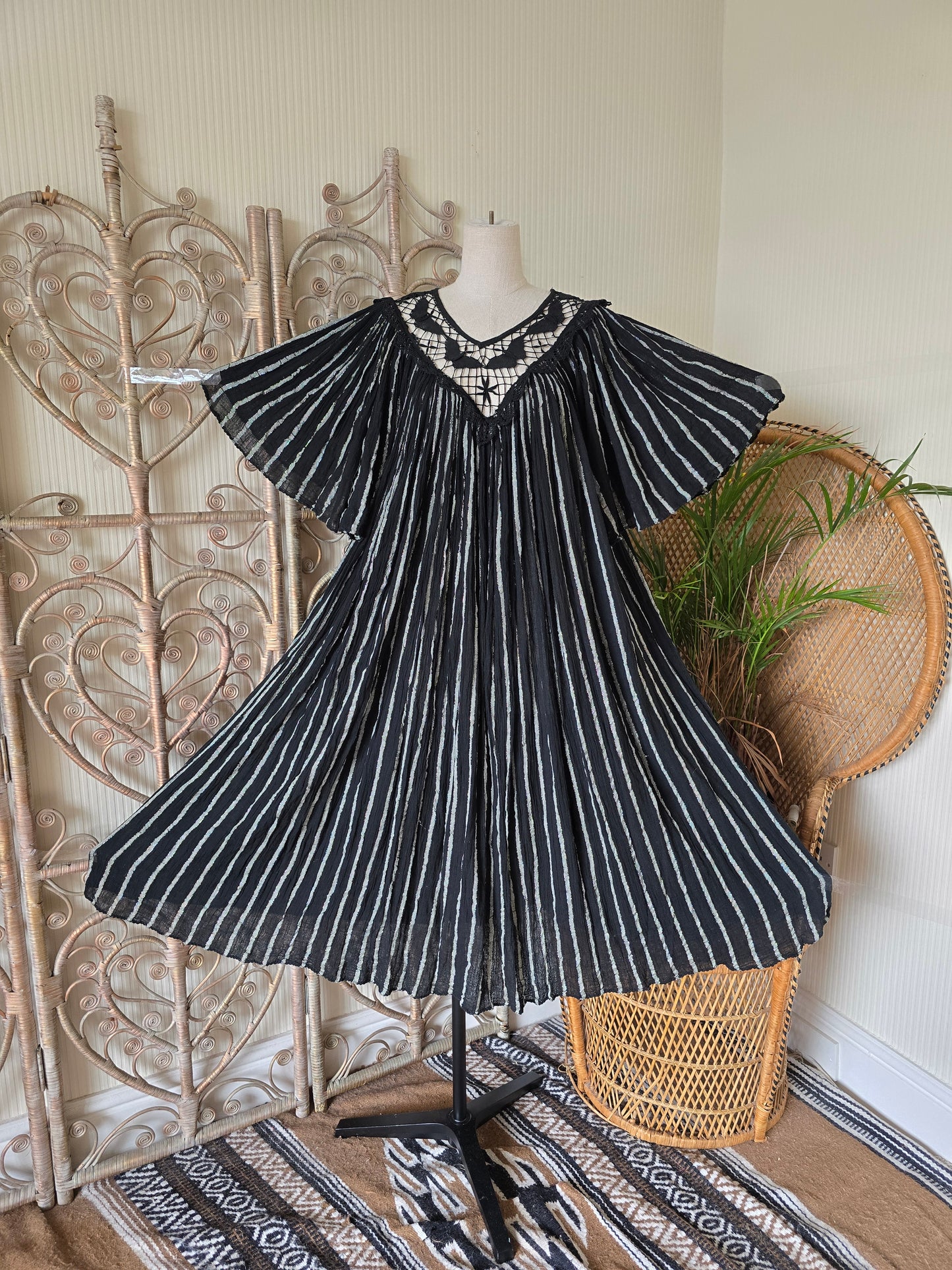 Vintage greek smock dress L