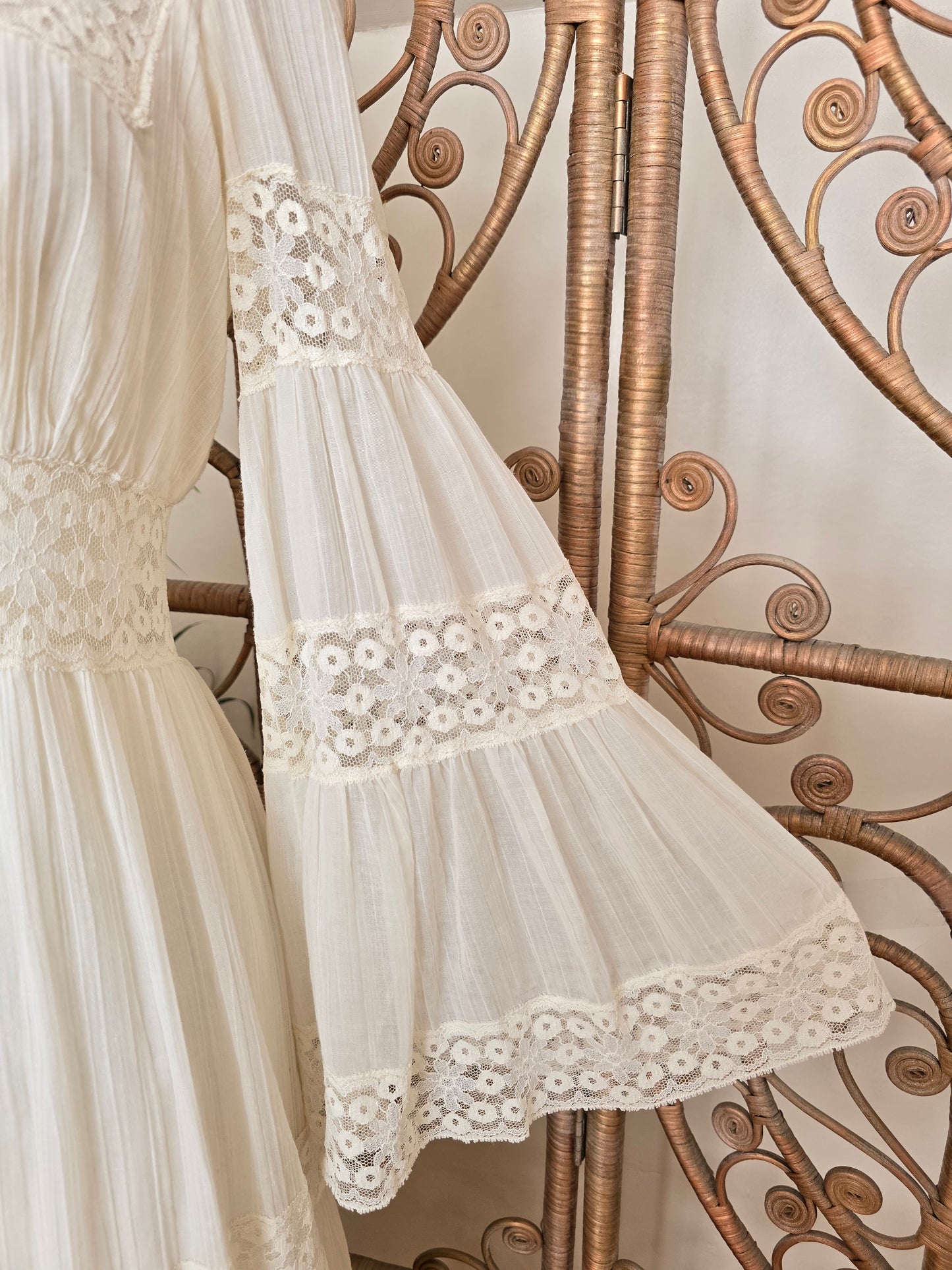 Vintage bell sleeves dress