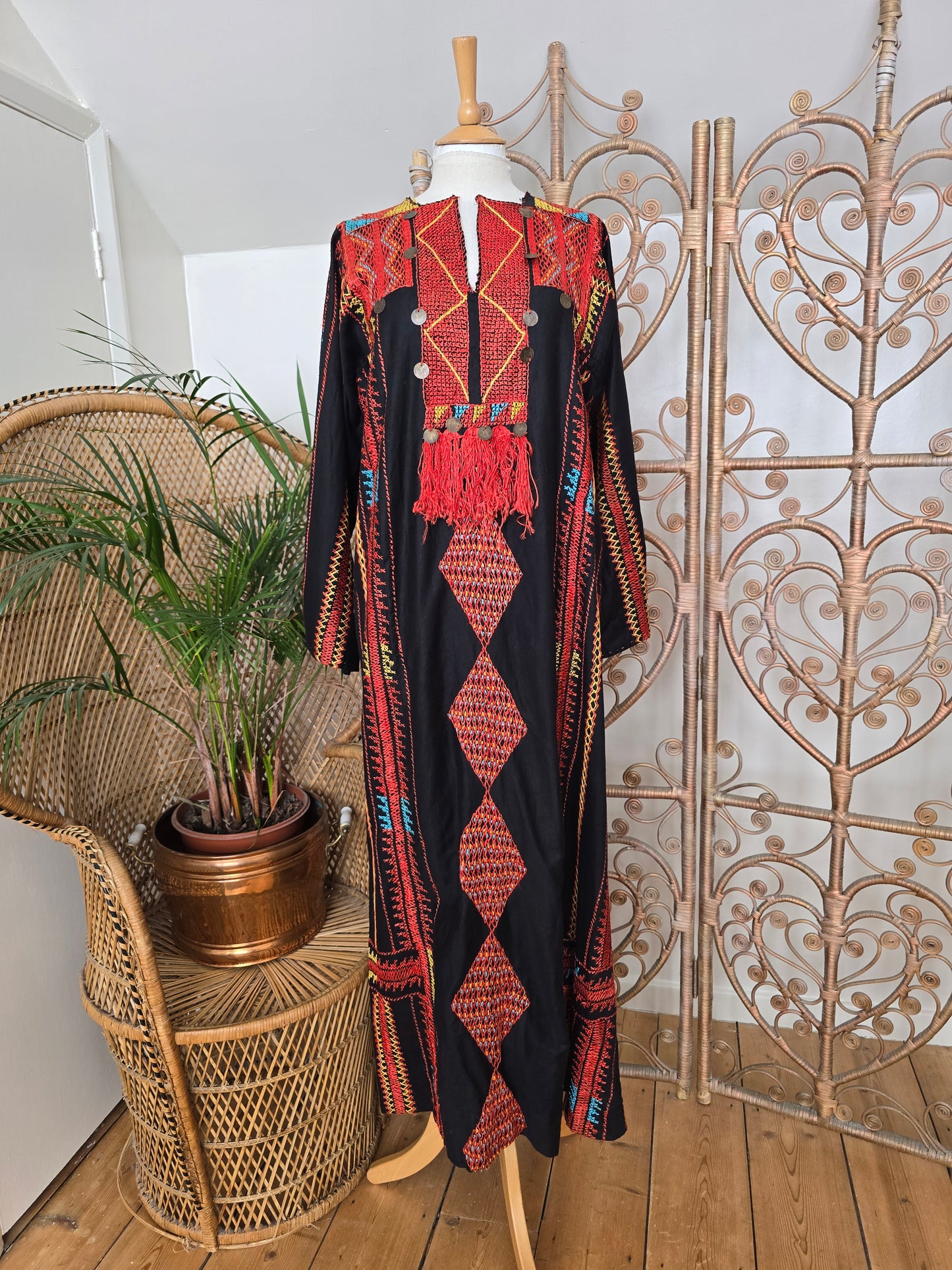 Vintage Bedouin embroidered kaftan dress