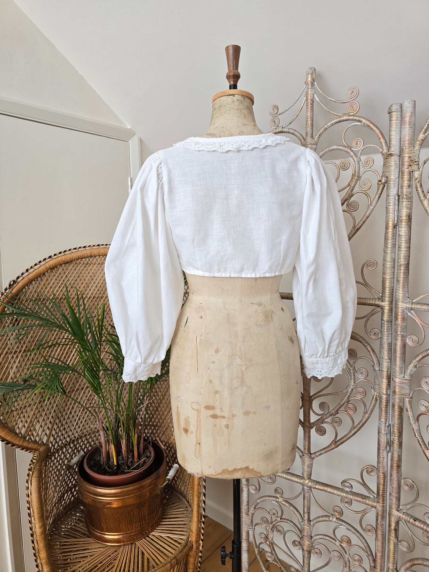 Vintage crop blouse