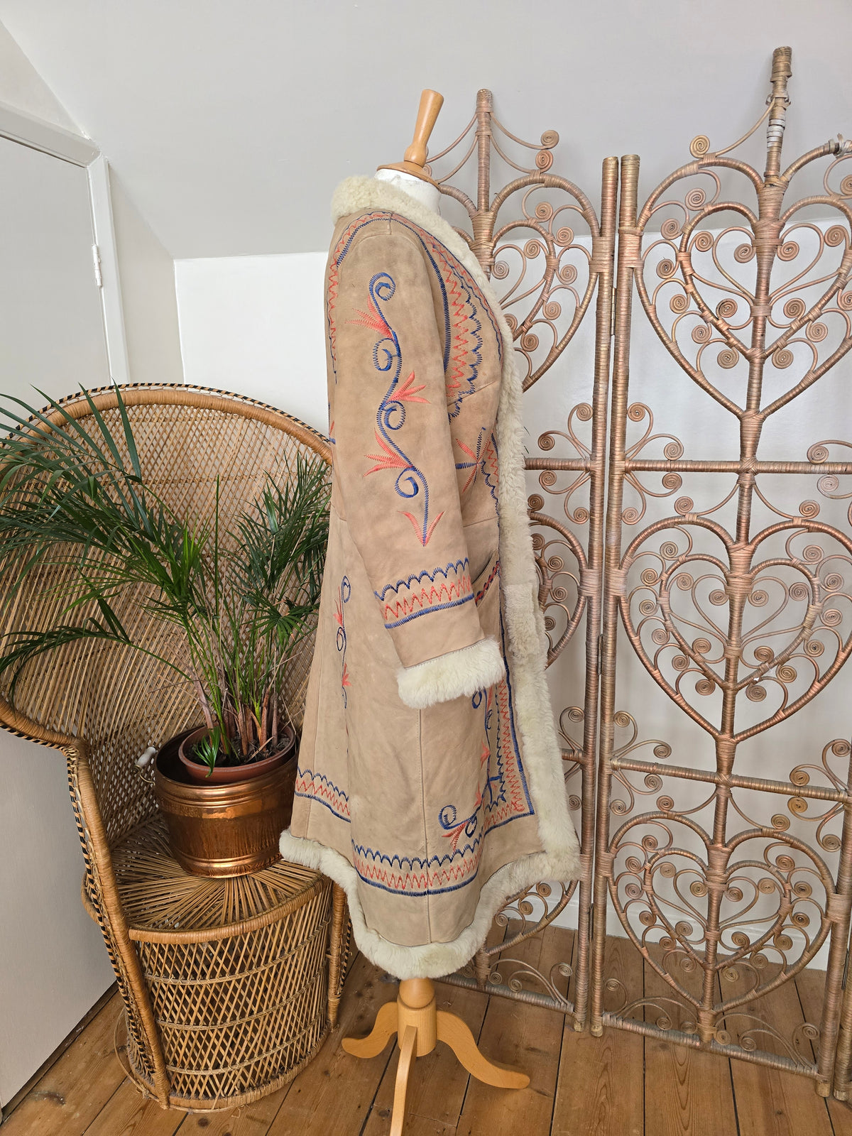 Vintage Afghan embroidered 70s coat
