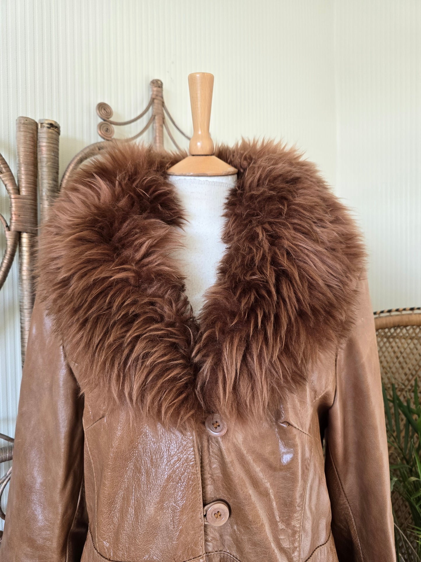 Vintage leather Sheepskin collar coat L