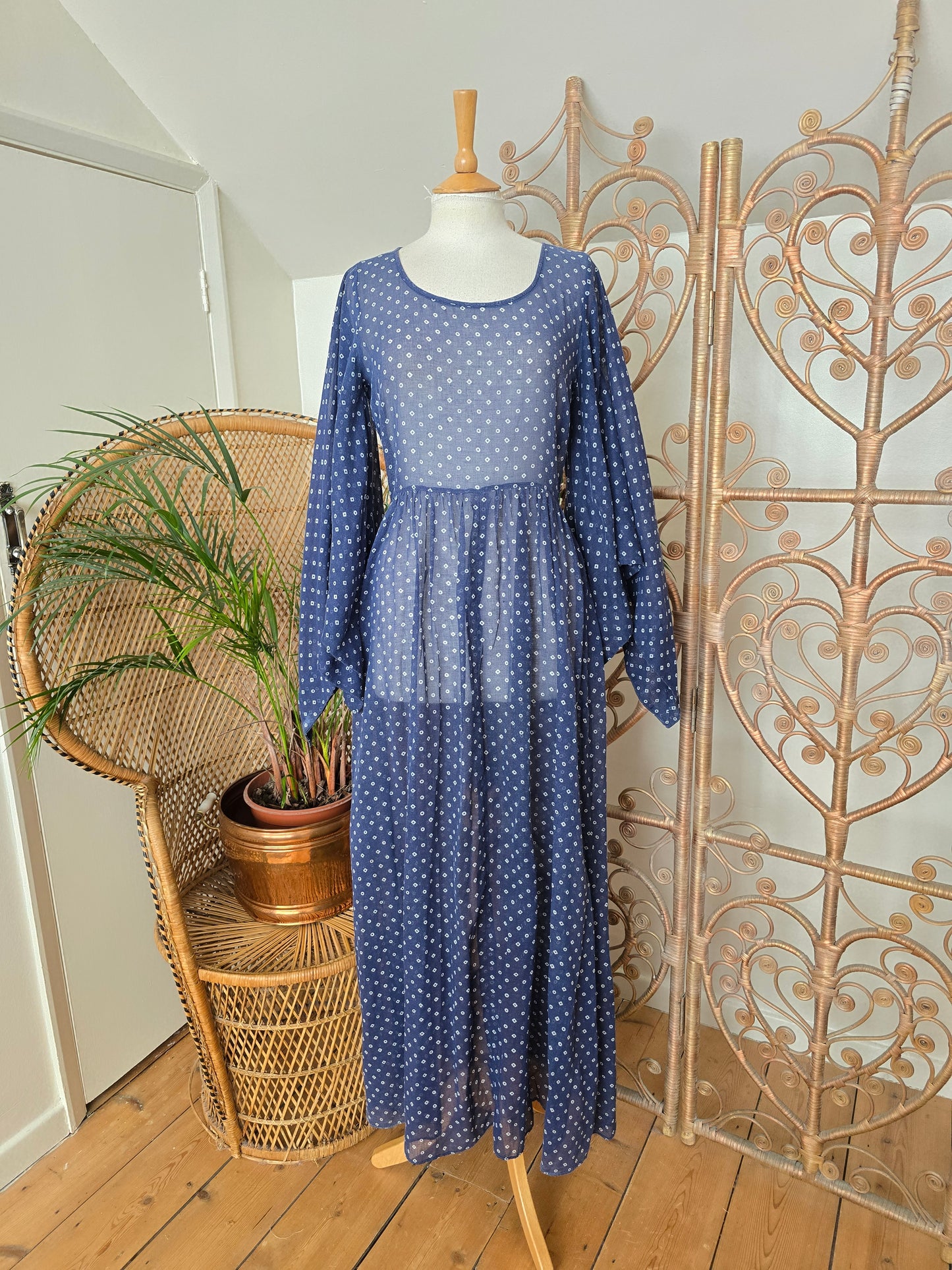 Vintage 70s maxi dress