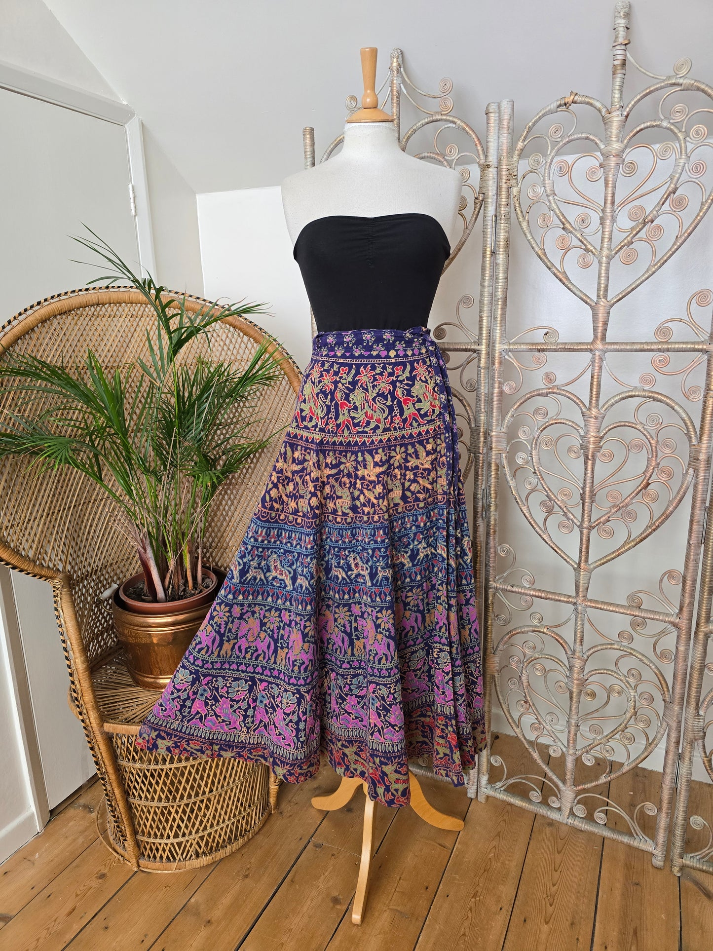 Vintage india Imports of Rhode Islands Indian maxi skirt