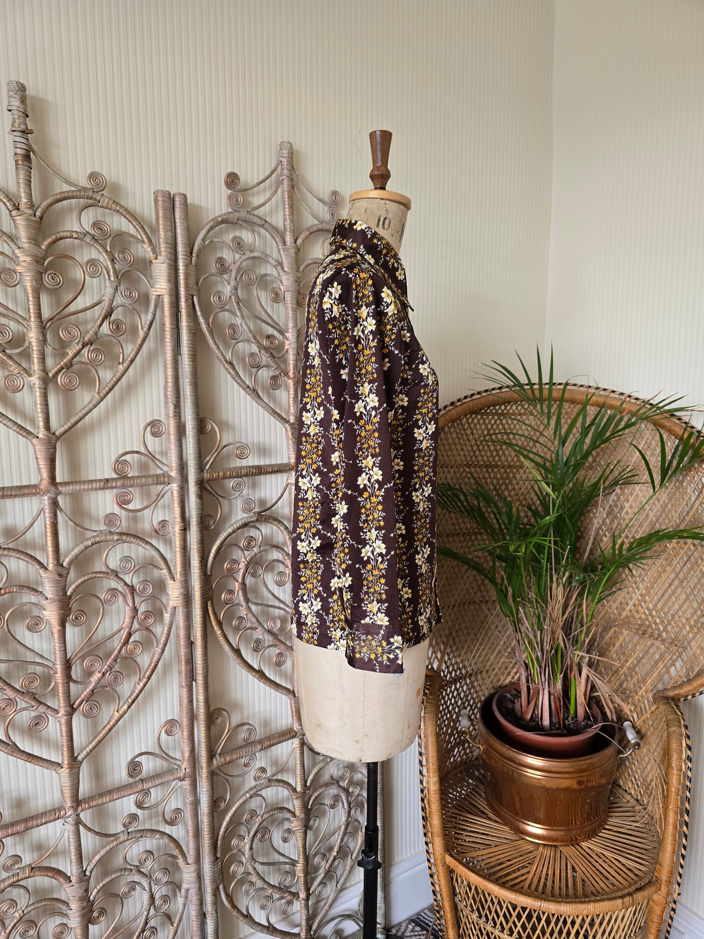 Vintage brown floral blouse