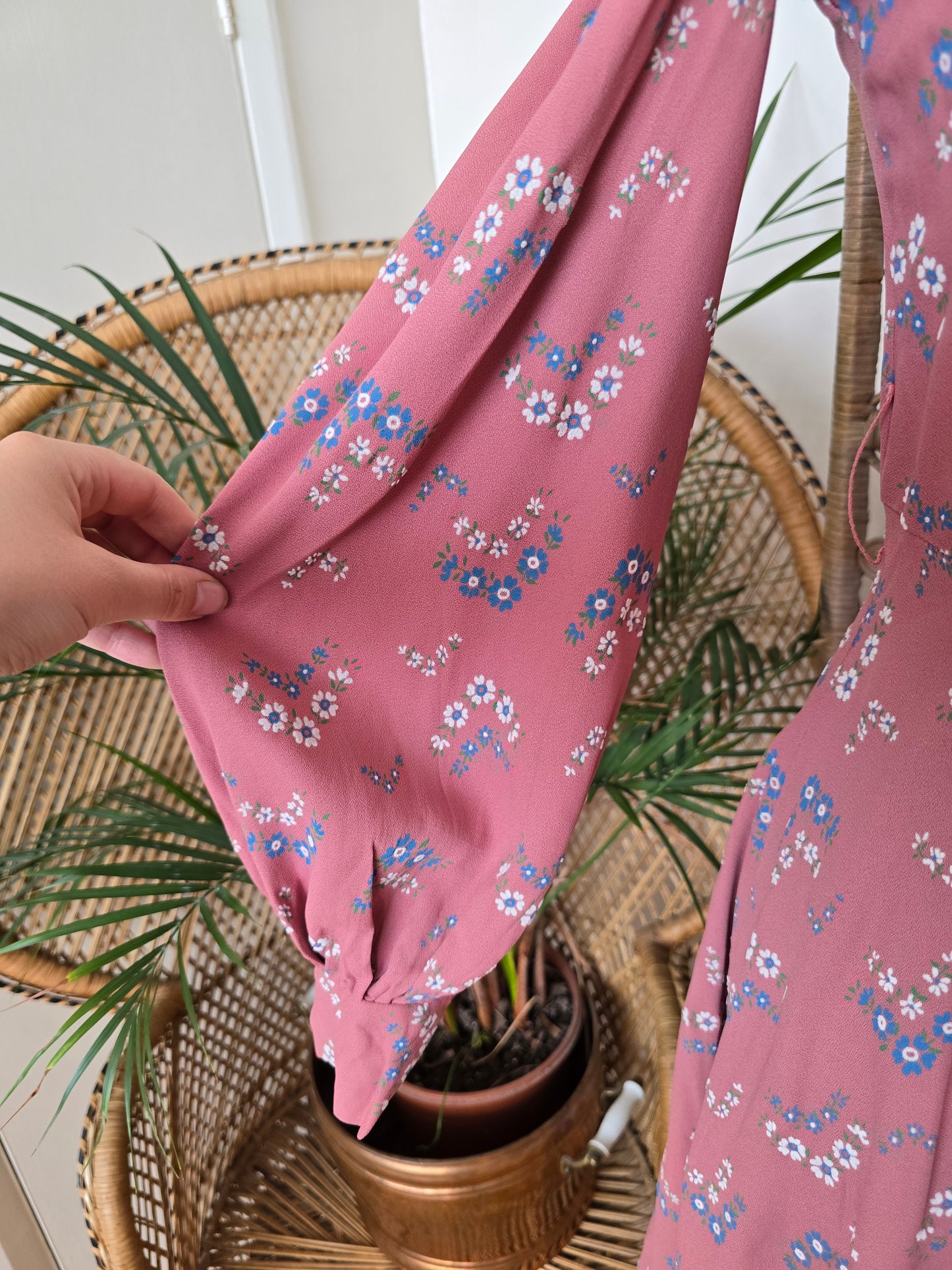 Vintage 70s floral dress