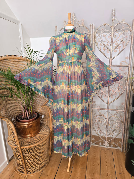 Dresses  Sapphire and Sixpence
