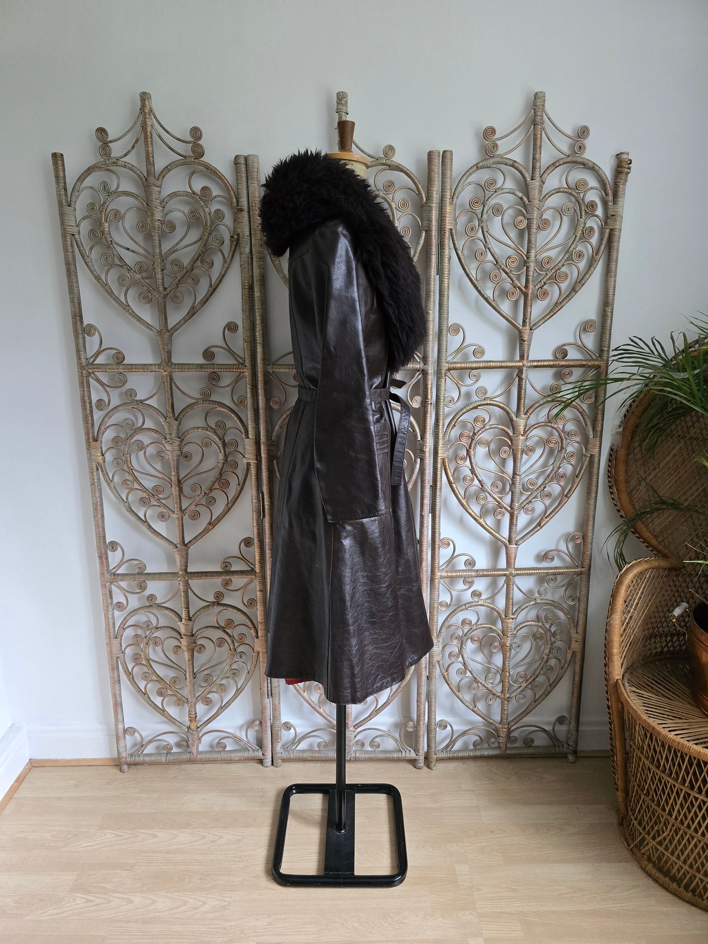 Vintage 70s leather coat