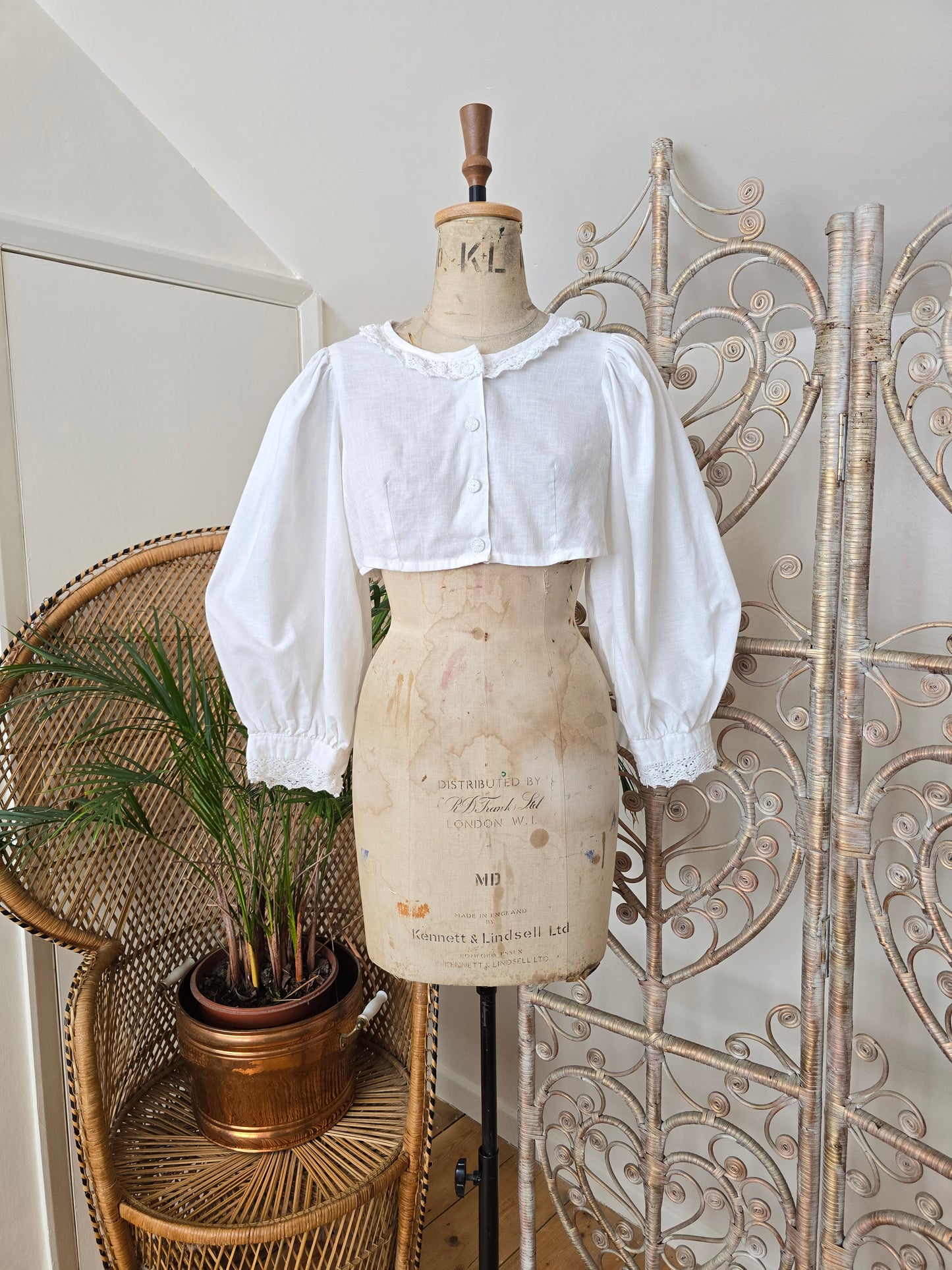 Vintage crop blouse