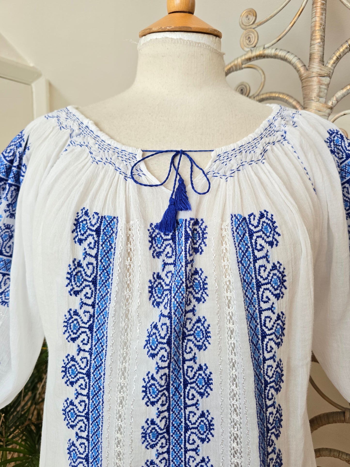 Vintage embroidered cheesecloth tunic blouse