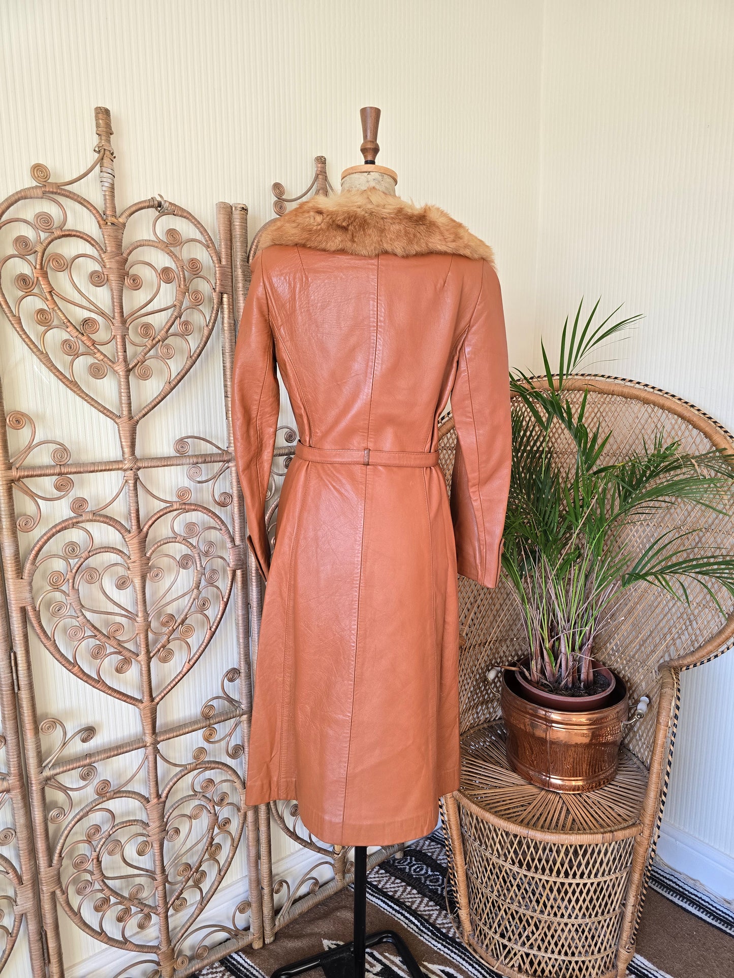 Vintage Spinney sheepskin collar leather coat XS S
