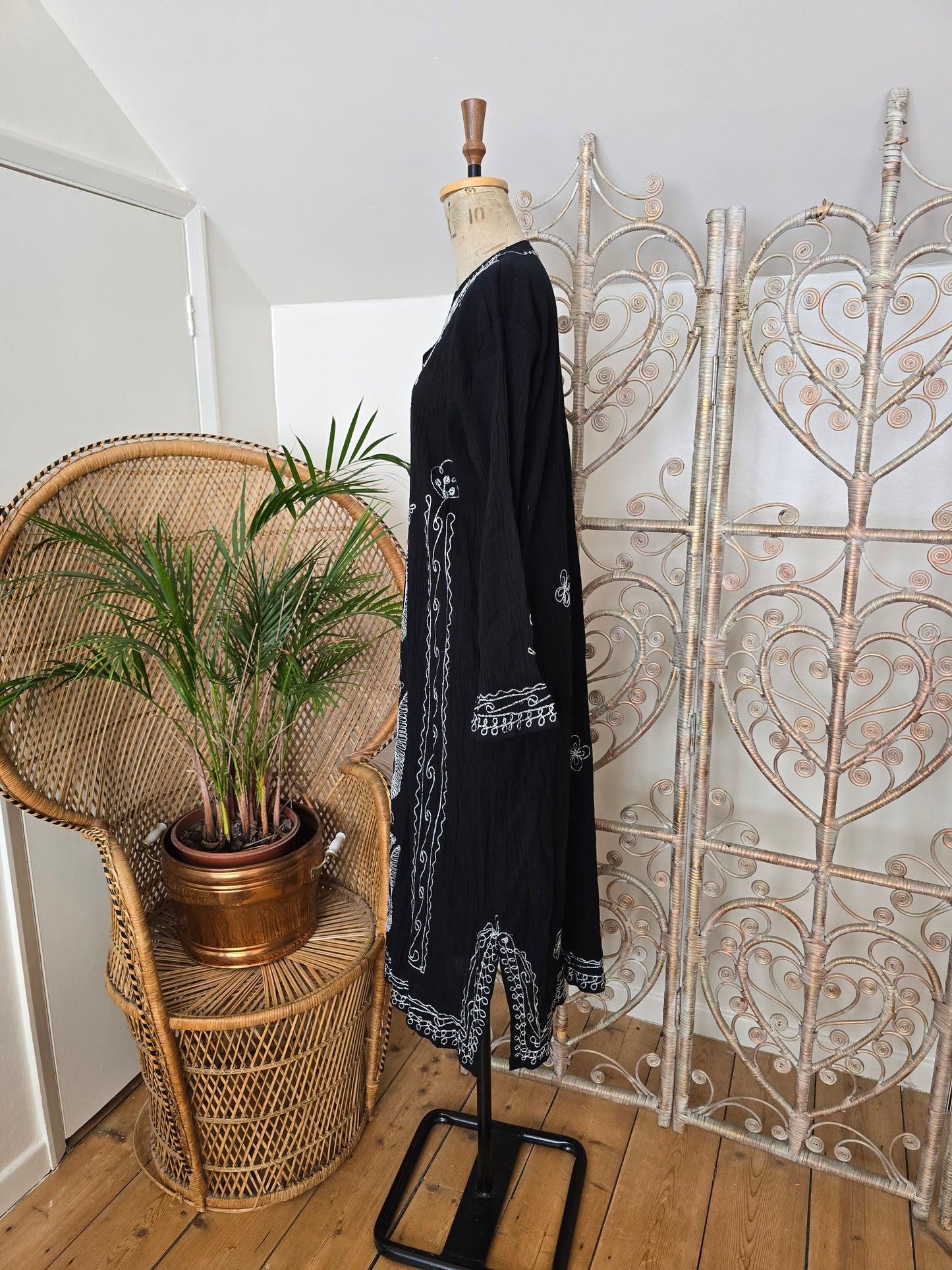 Vintage style embroidered kaftan dress