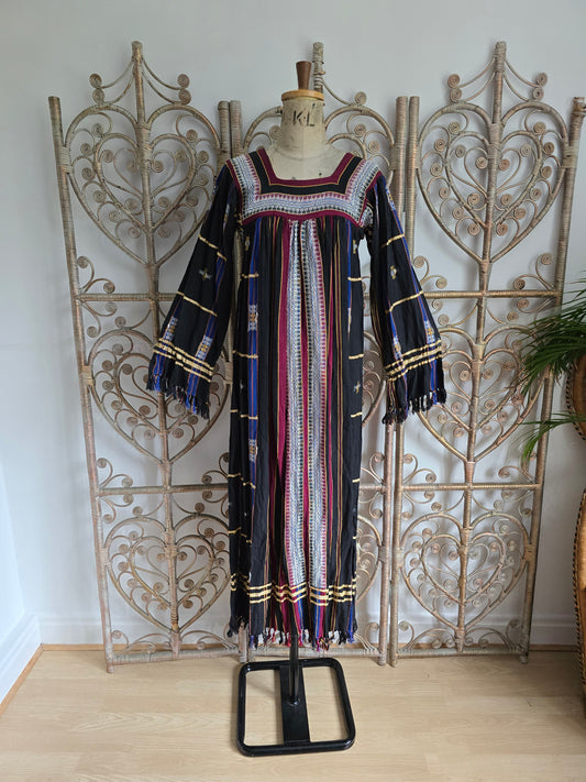 Vintage Alpnani indian embroidered kaftan dress  XS