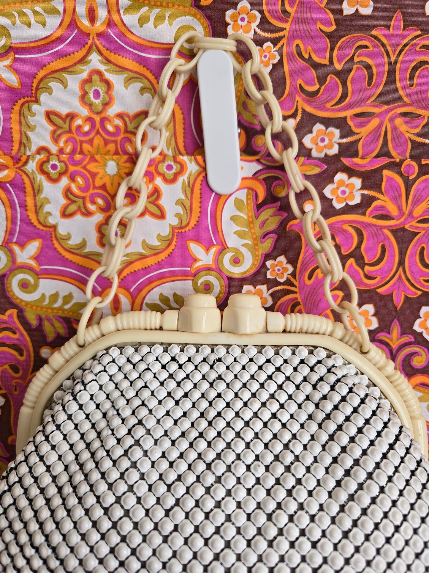 Vintage Oroton chain mail purse bag