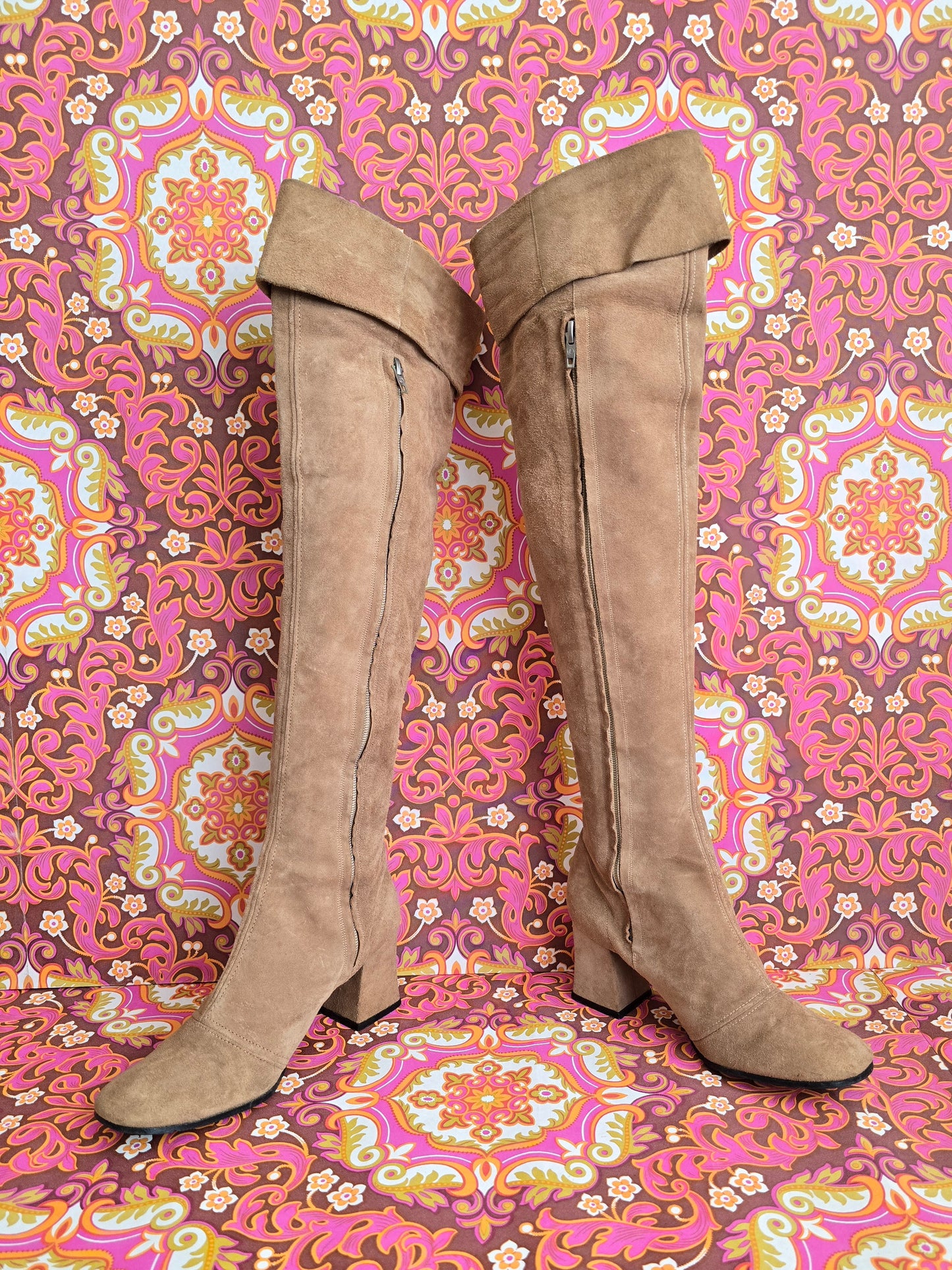 Vintage over the knee suede leather boots size uk 5/6  Eur 38/39 us 7/8