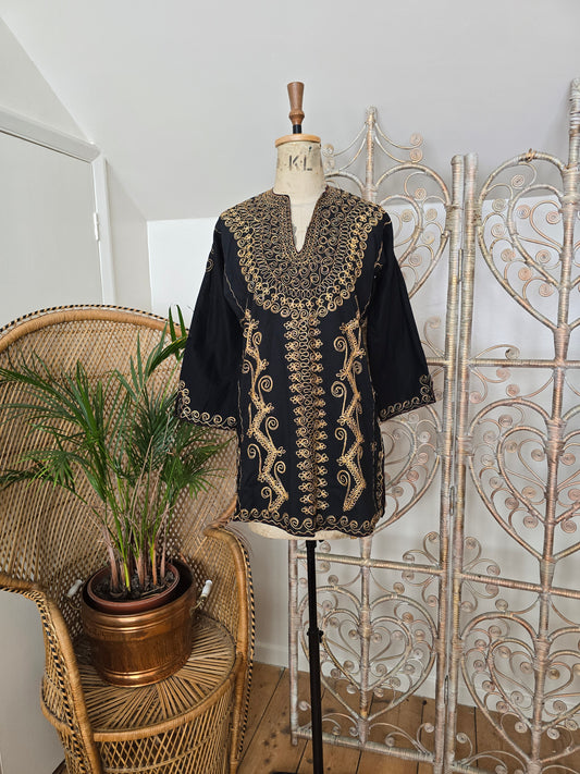 Vintage embroidered kaftan tunic