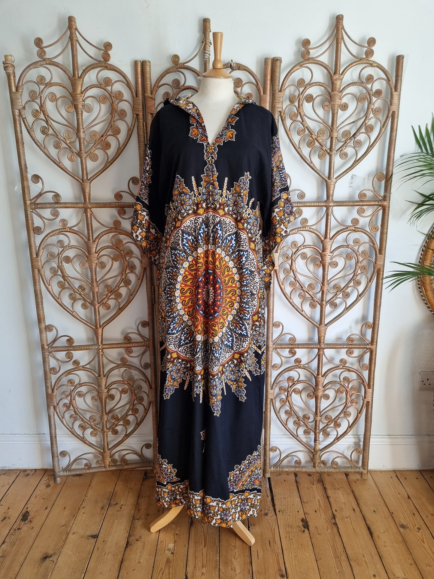 Vintage Mina of London 70s hooded dashiki dress