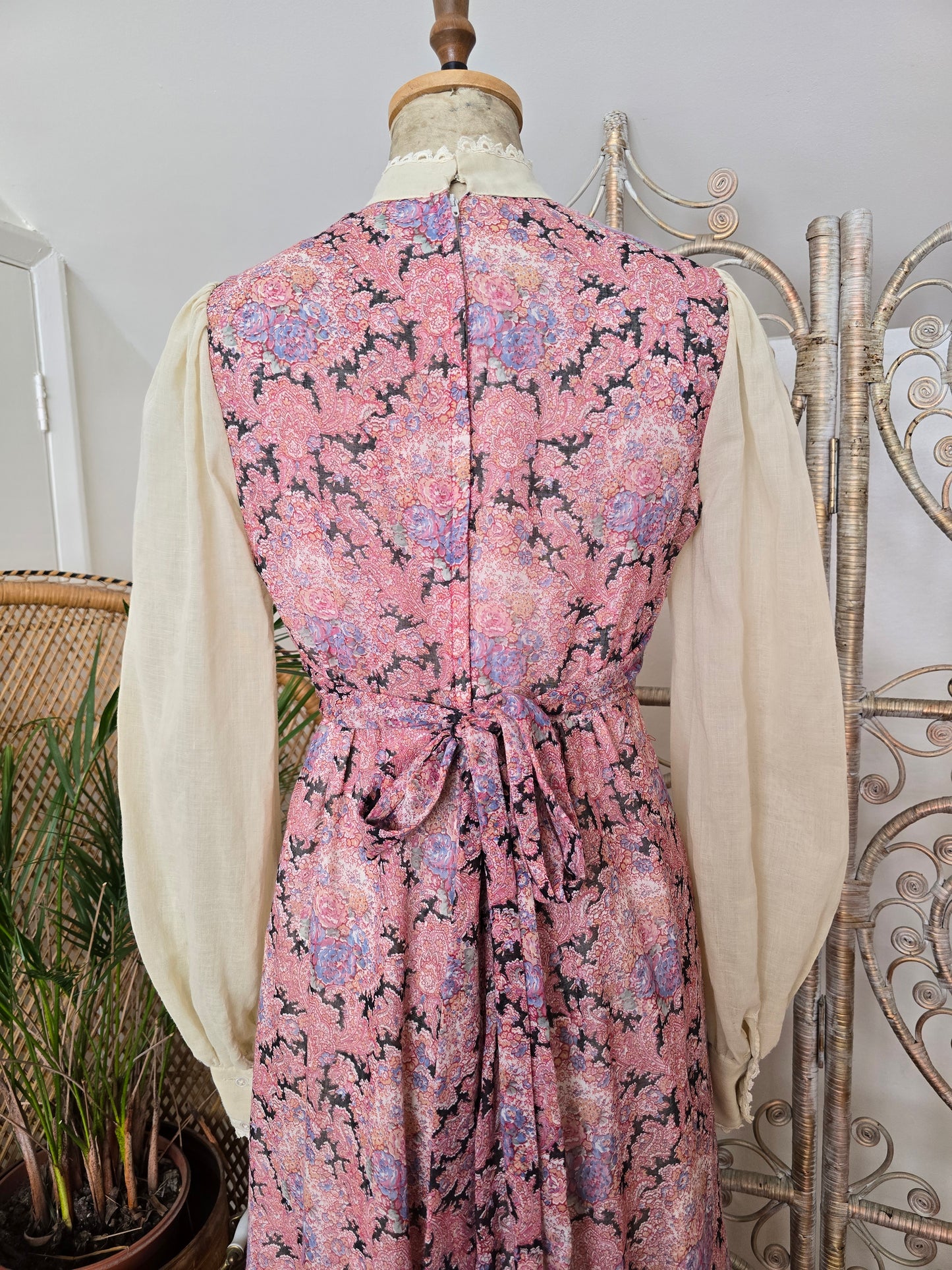 Vintage 70s Clothes Samuel Sherman maxi dress