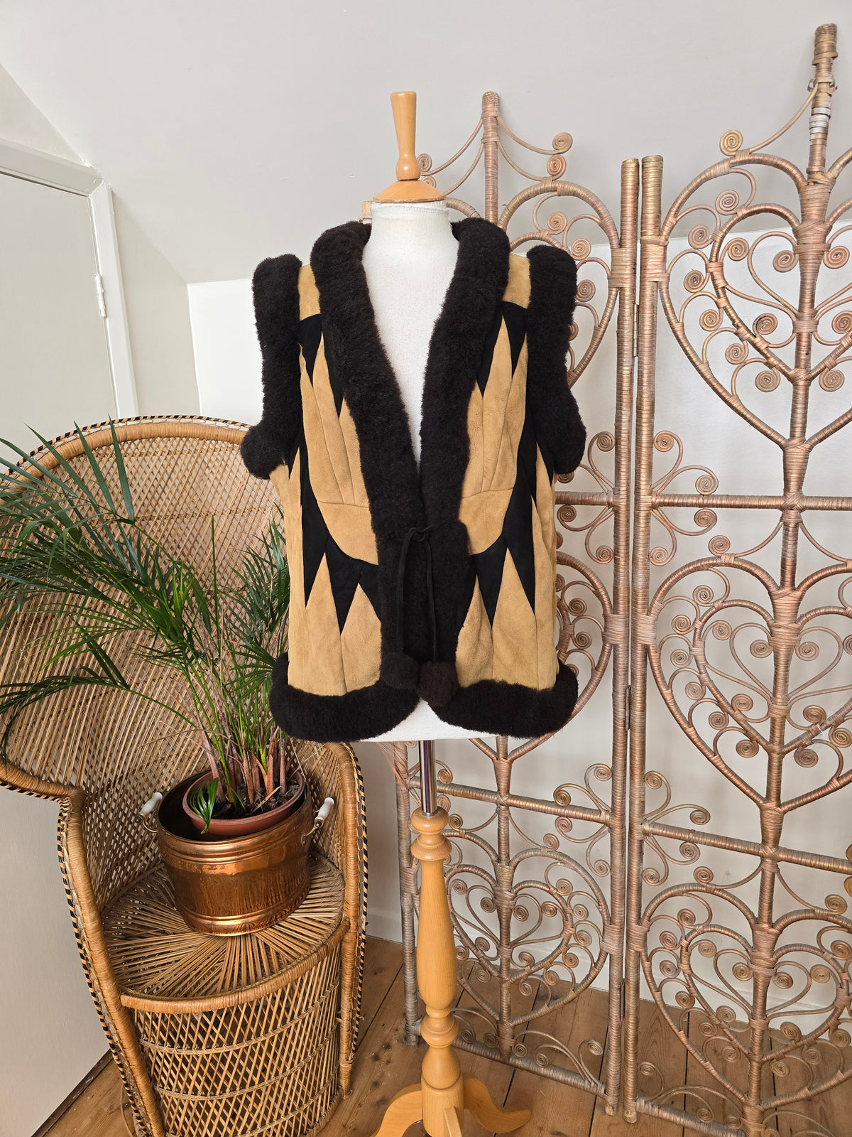 Vintage sheepskin 70s  waistcoat