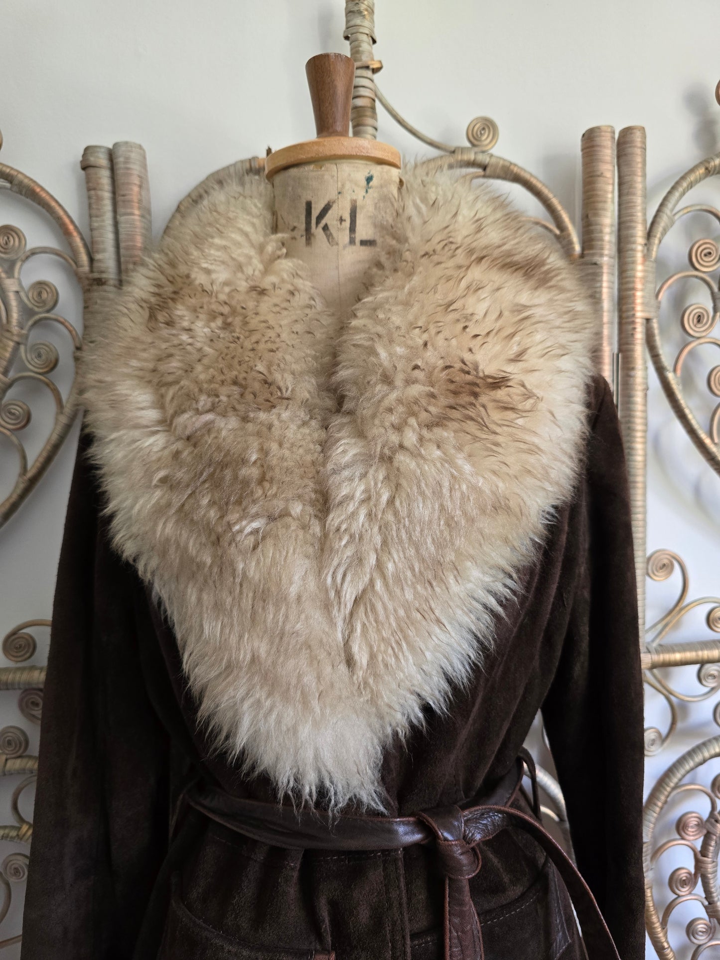 Vintage suede Sheepskin collar coat