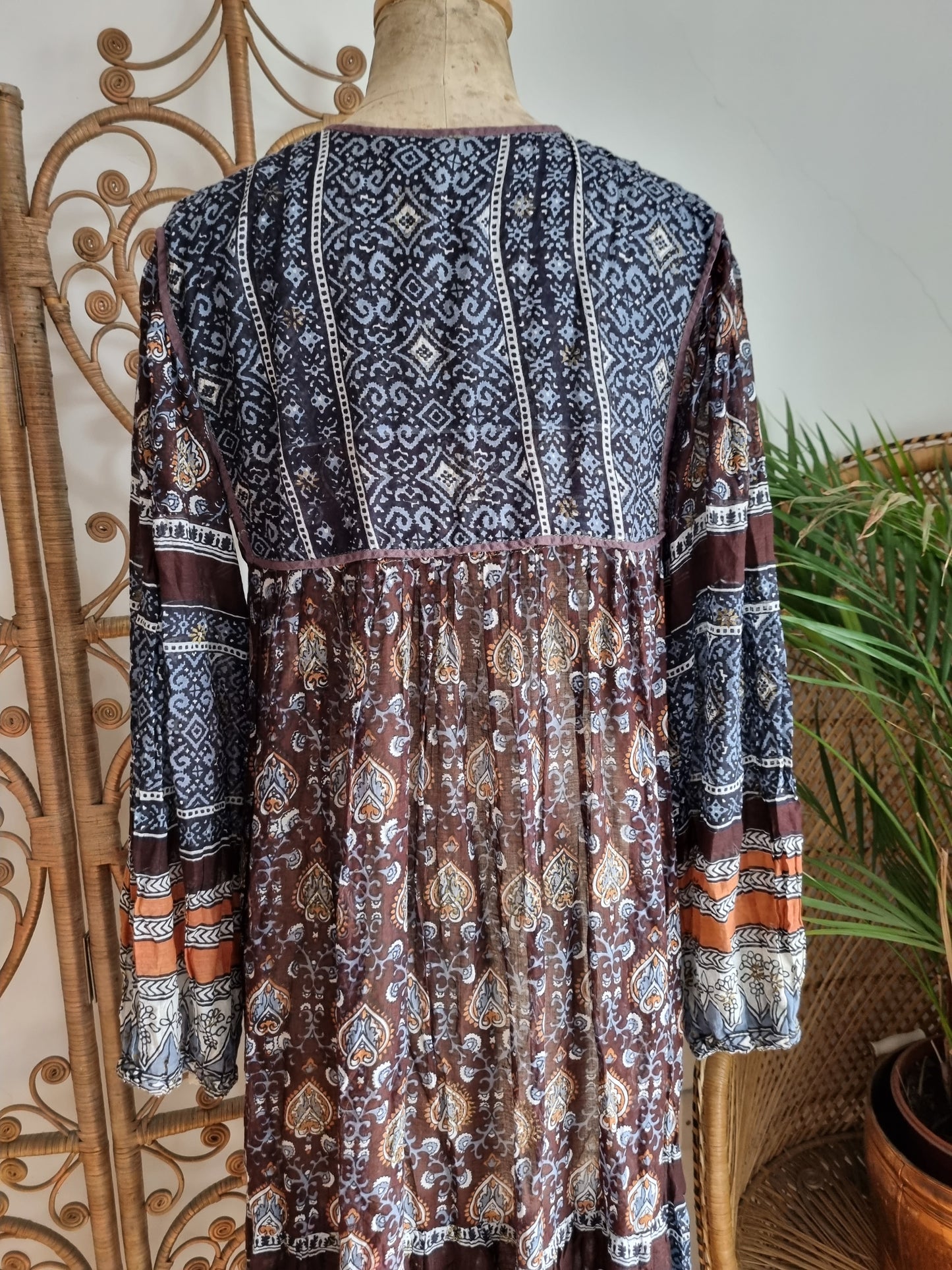 Vintage Adini Indian 70s dress