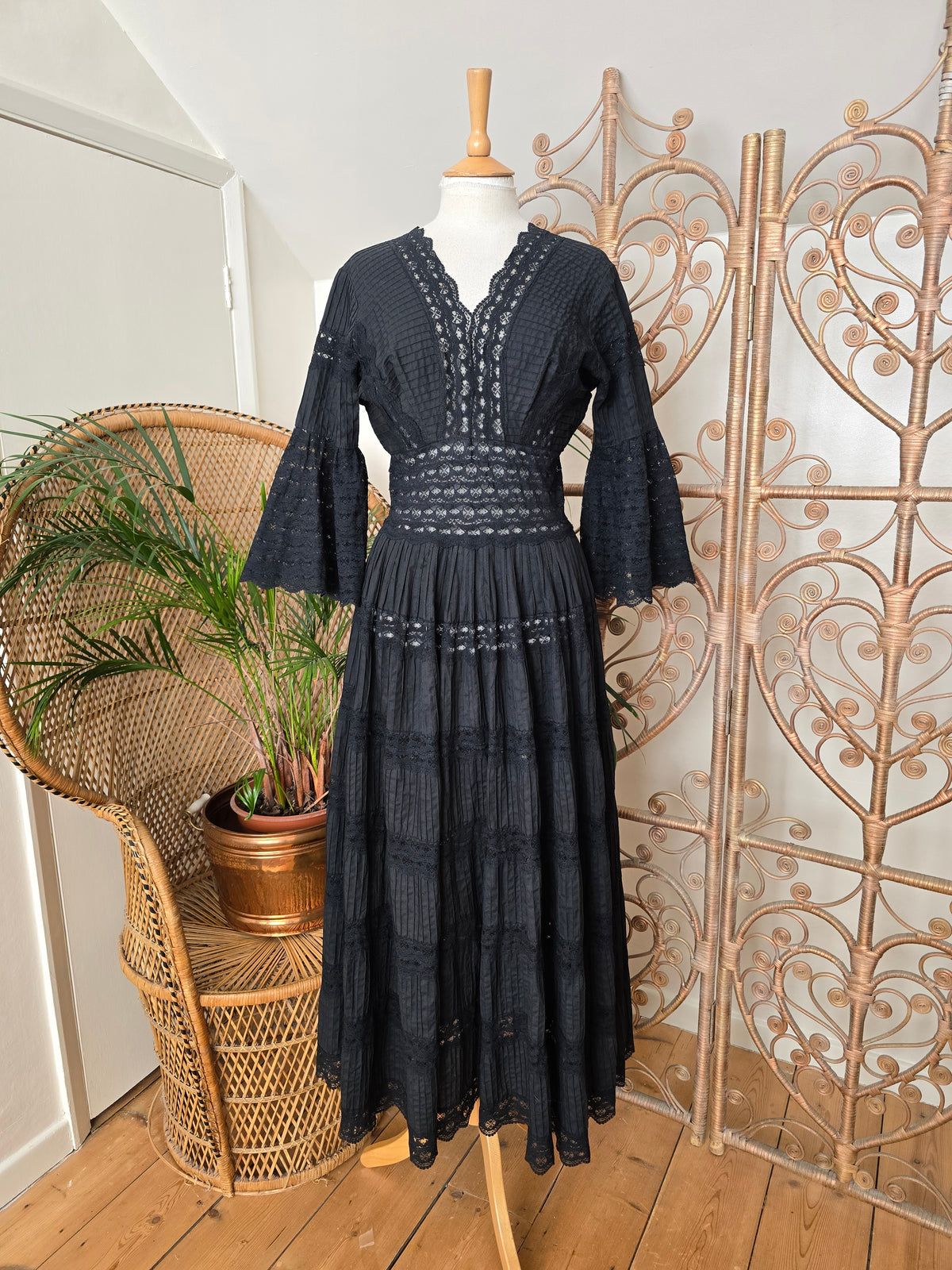 Vintage mexican 70s dress