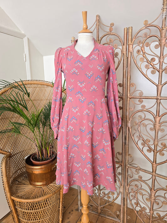 Vintage 70s floral dress