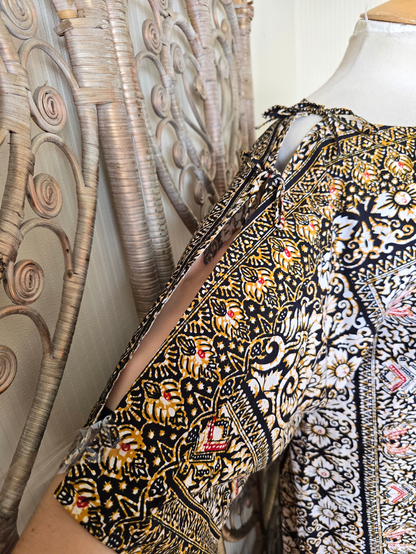 Vintage kaftan maxi dress