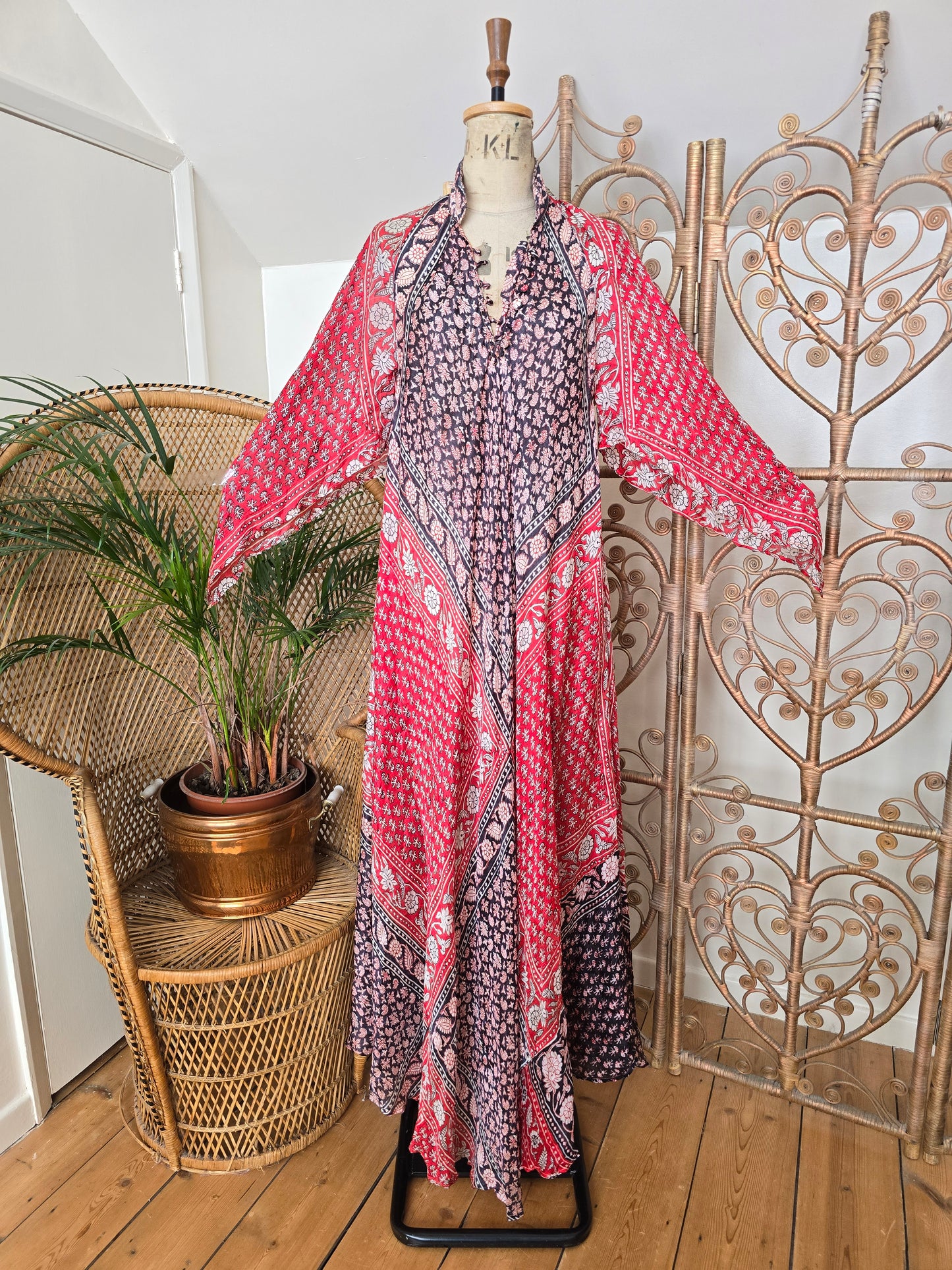 Vintage silk Indian kaftan dress