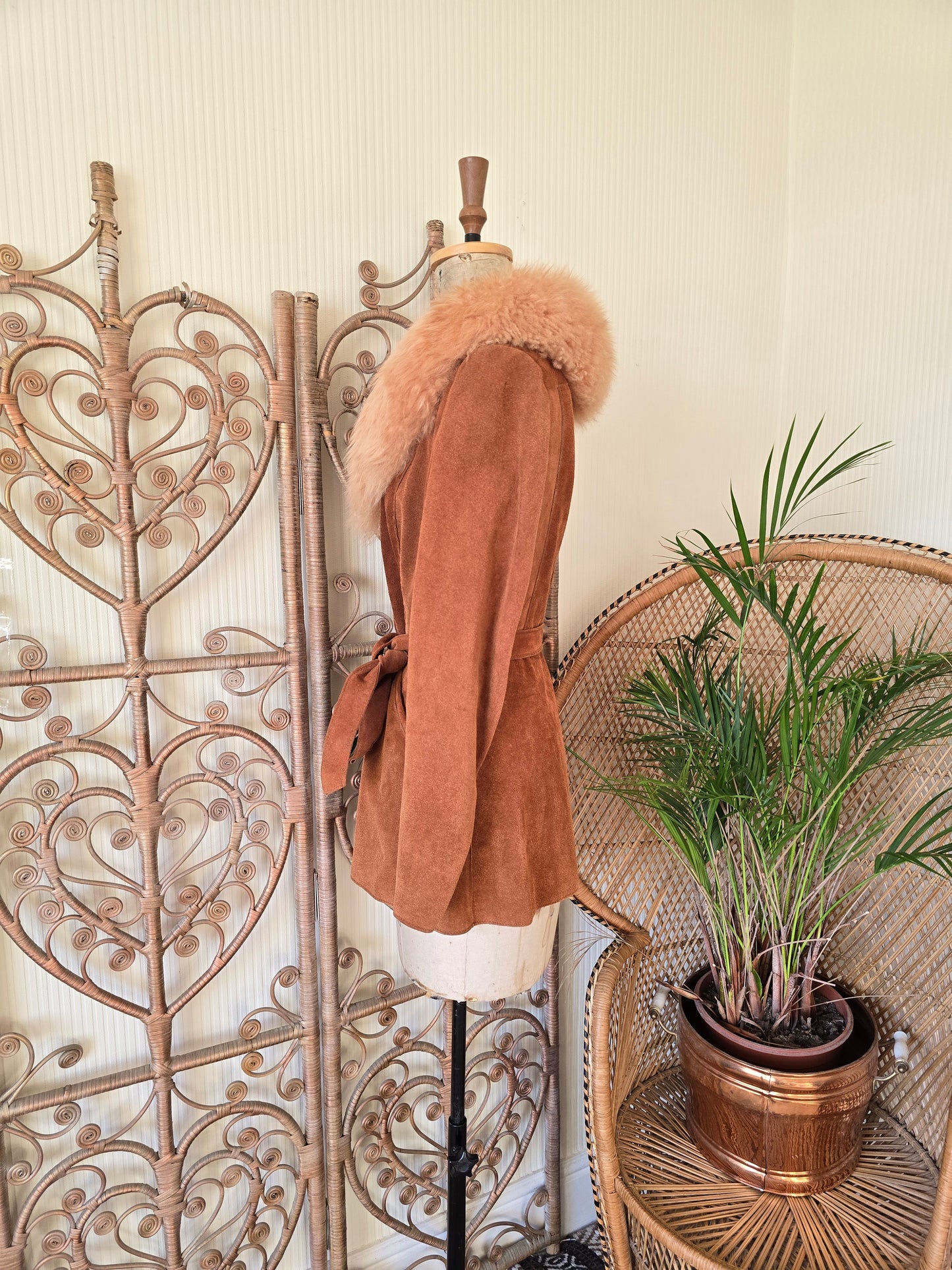 Vintage suede Sheepskin collar coat XS S