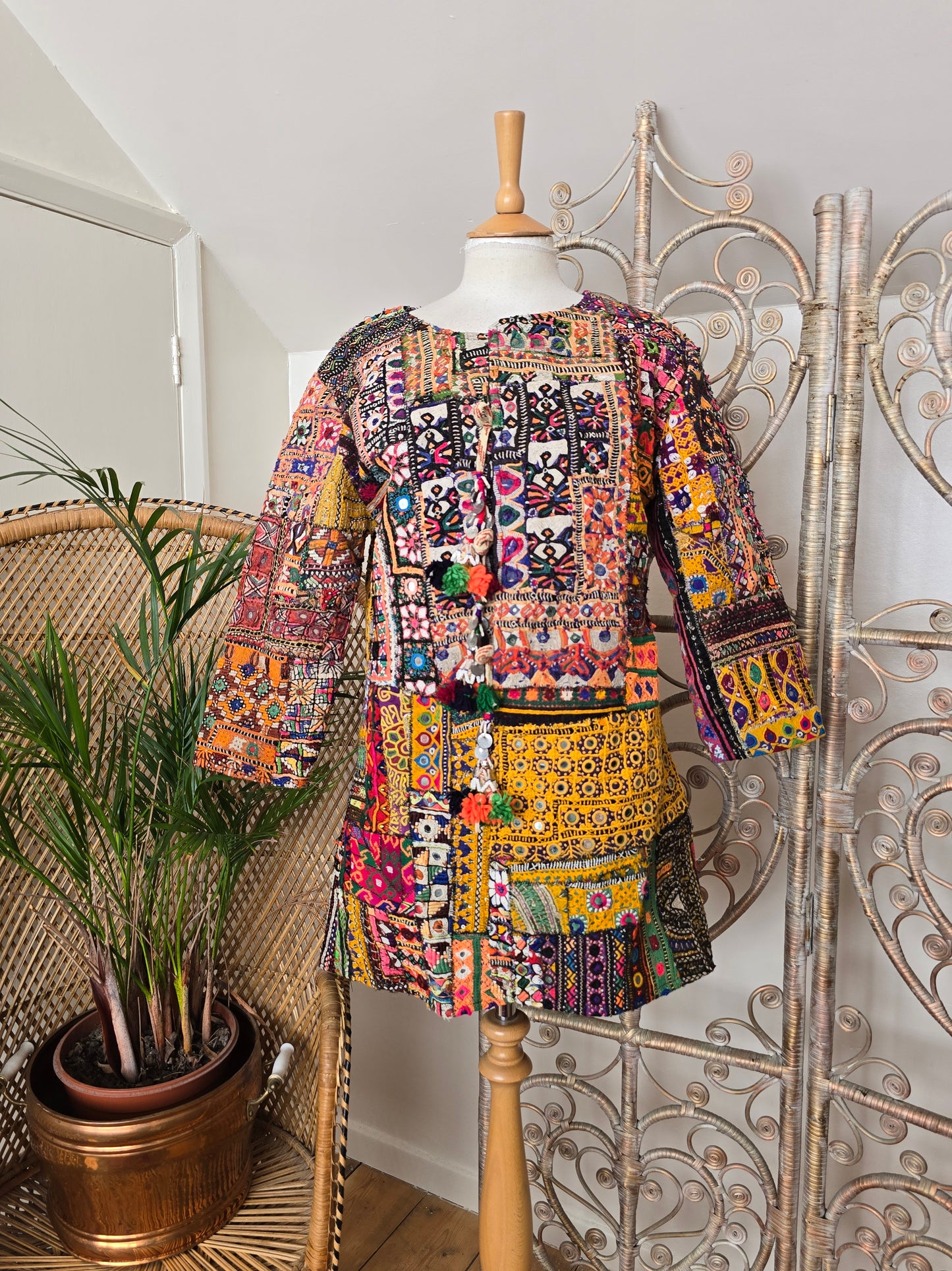 Vintage embroidered ethnic jacket