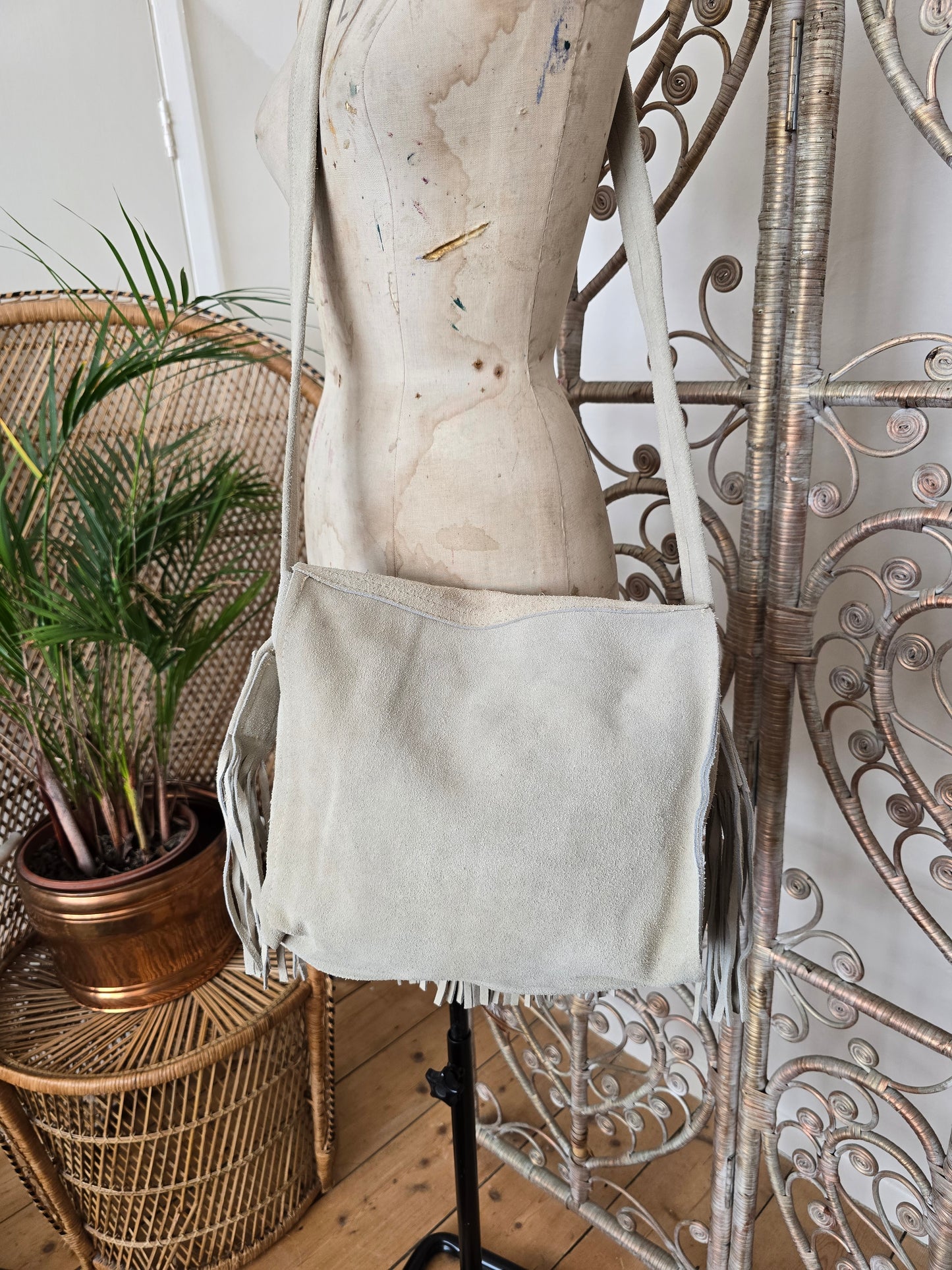 Vintage leather tassel bag