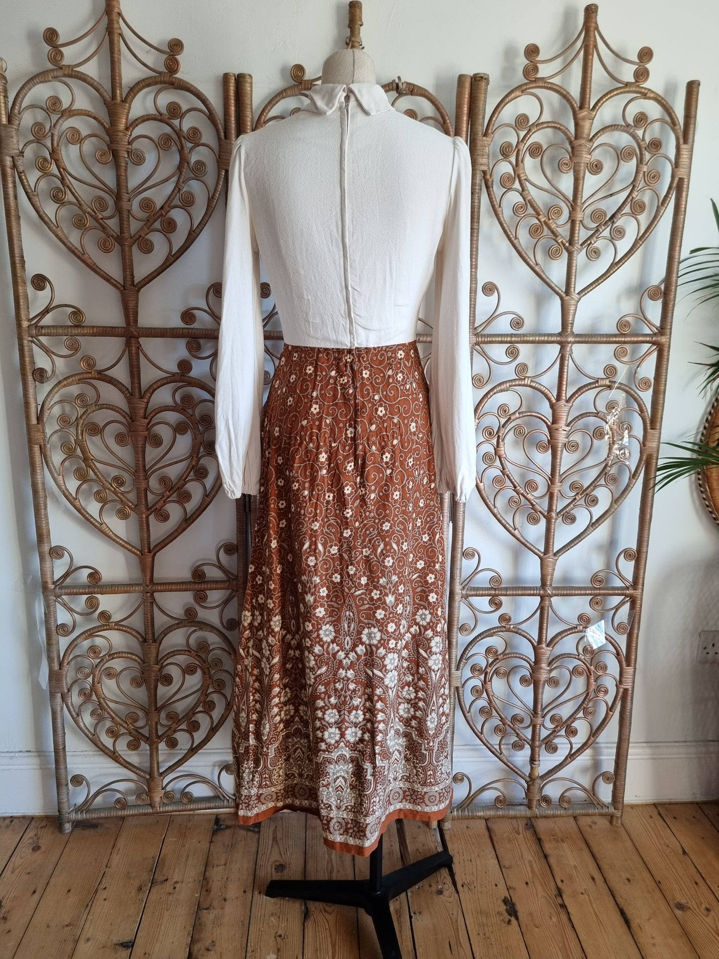 Vintage Dollyrockers 60s tapestry prairie dress