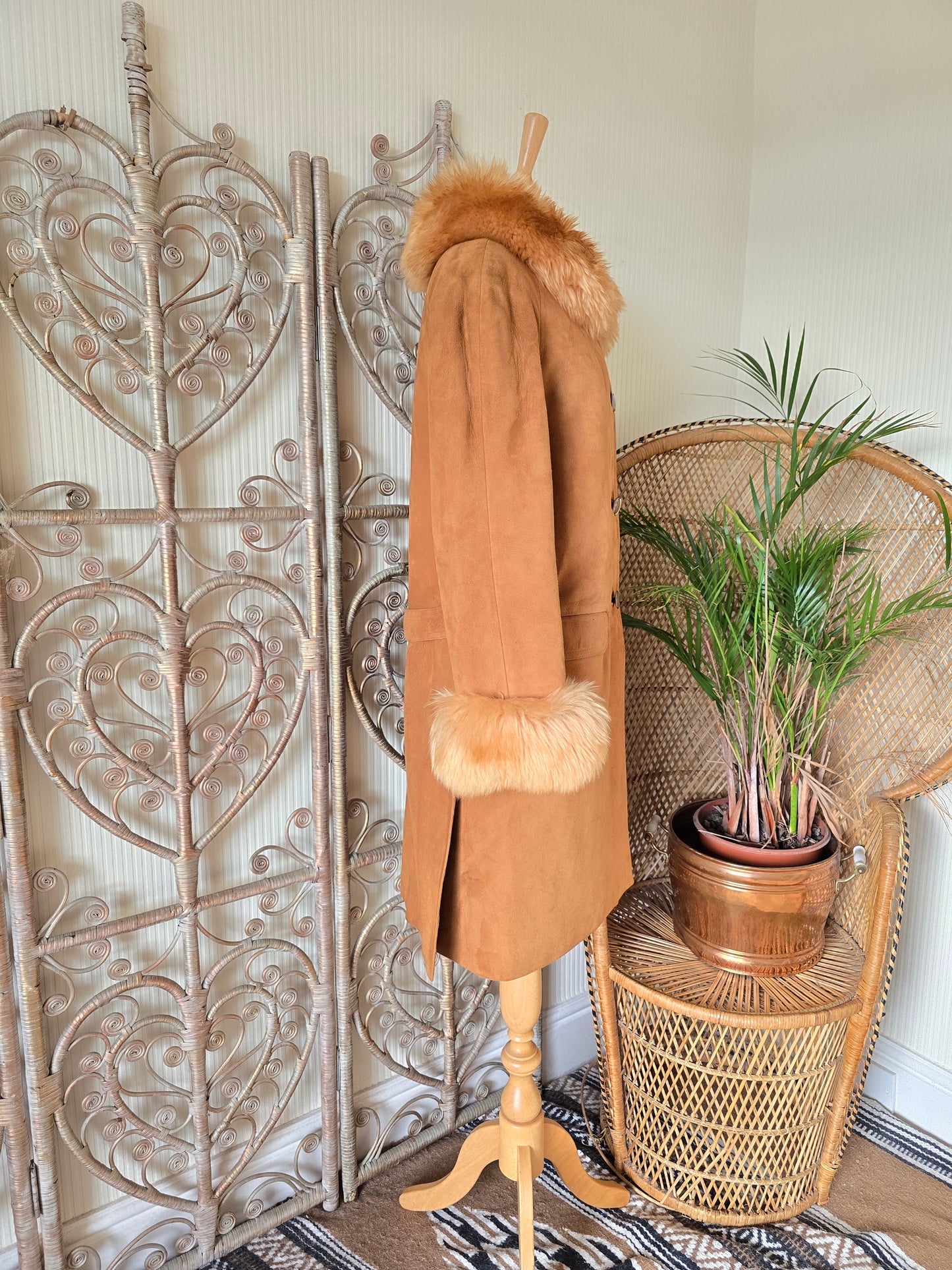 Vintage suede Sheepskin collar cuff coat