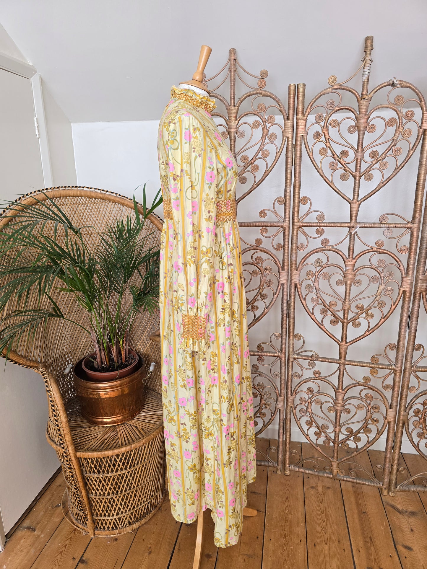Vintage Richard shops 70s maxi dress