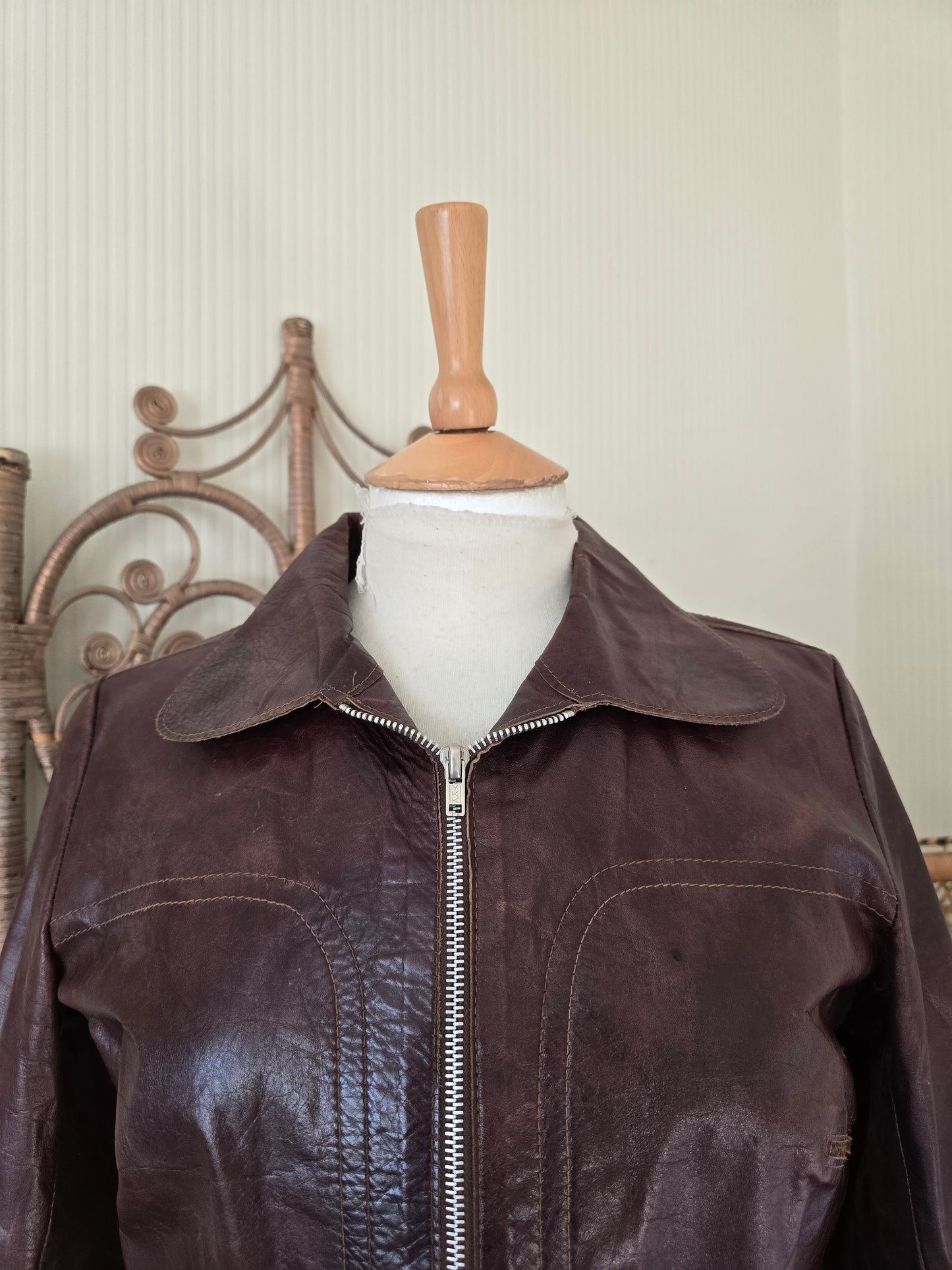 Vintage leather crop jacket