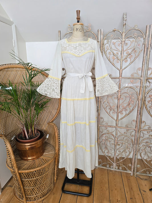 Vintage maxi 70s dress