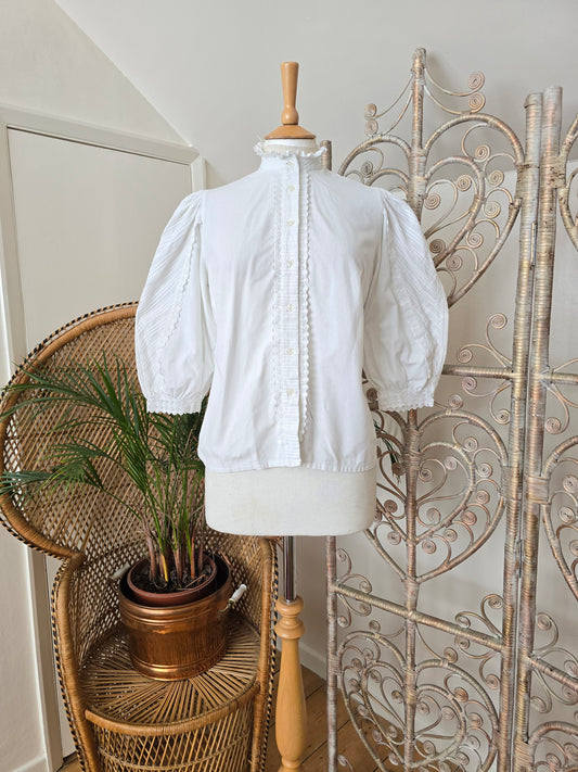 Vintage lace pie collar blouse