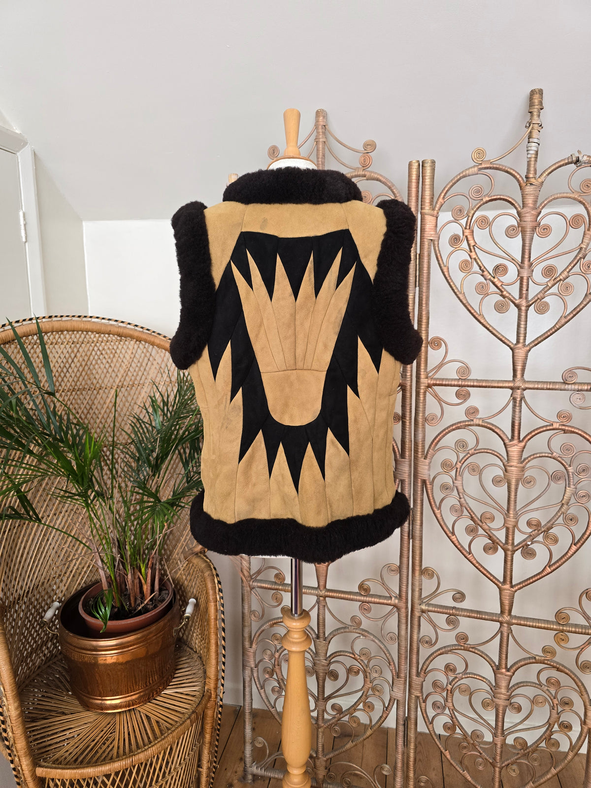 Vintage sheepskin 70s  waistcoat